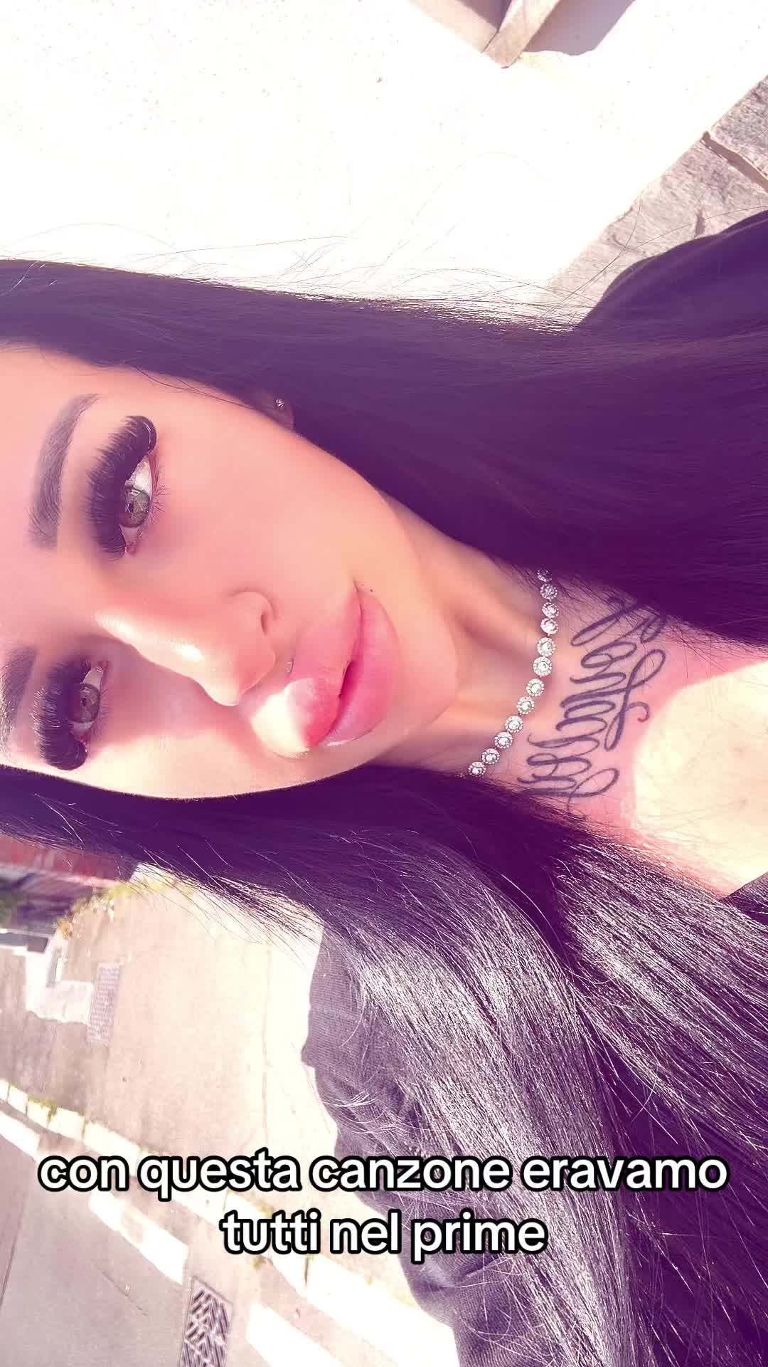 @🖤 𝓫𝓻𝓪𝓽𝔃