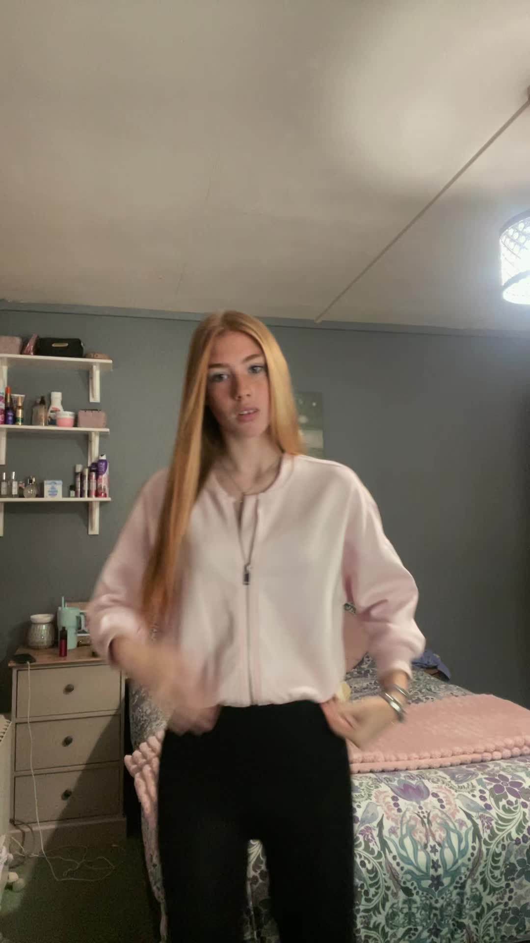 @𝓘𝓼𝓪𝓫𝓮𝓵❣️