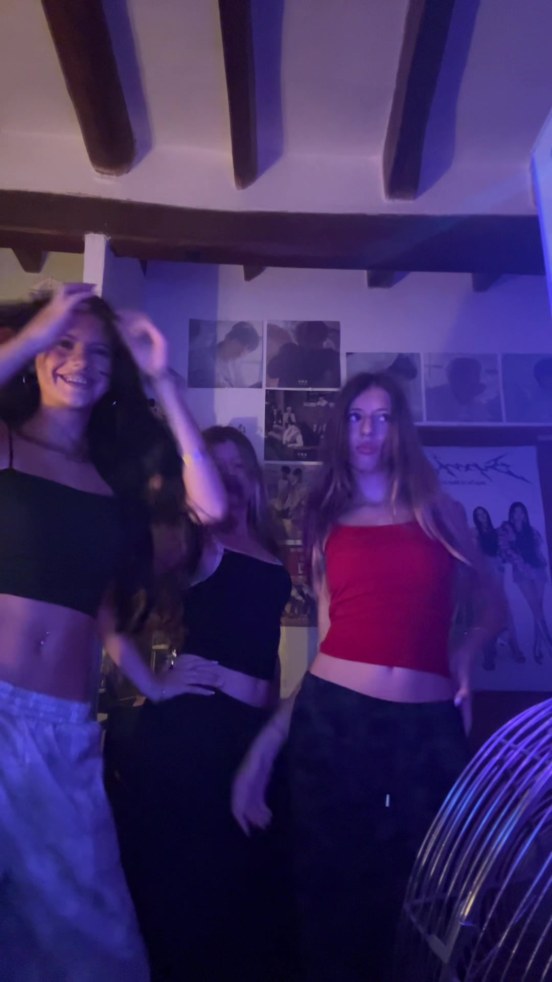@️