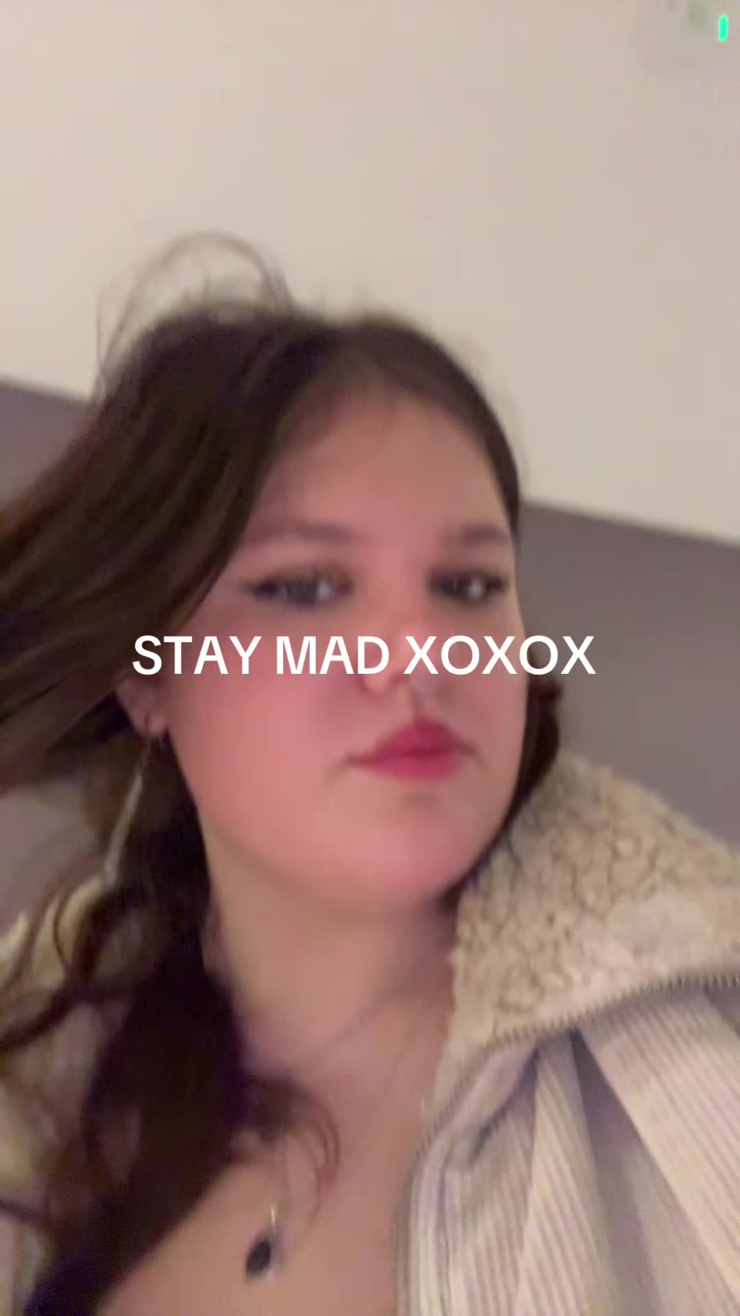 @elena🧞♀️