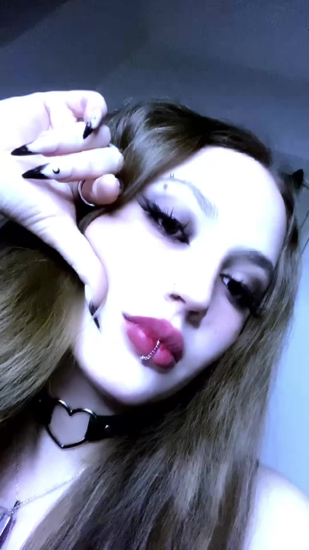 @Laura Vrabie