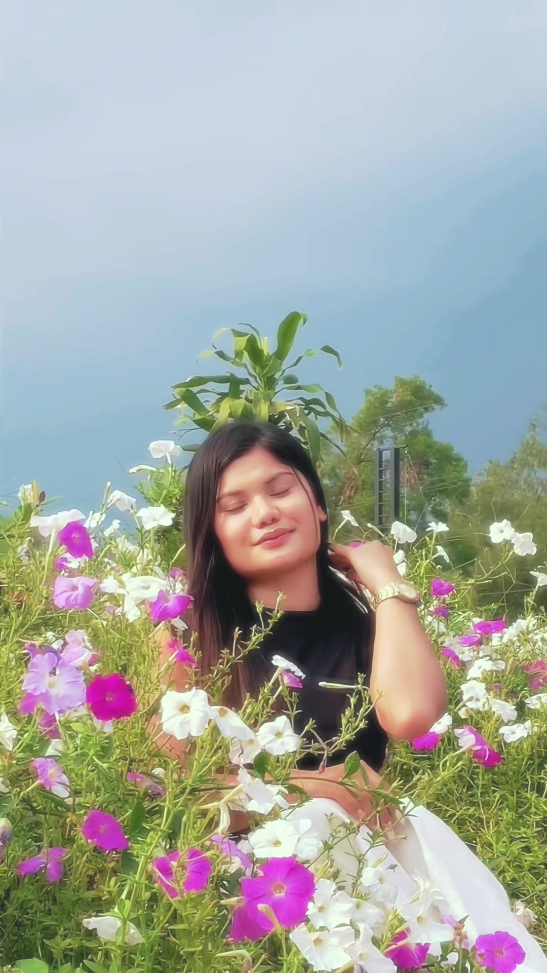 @अनुषा
