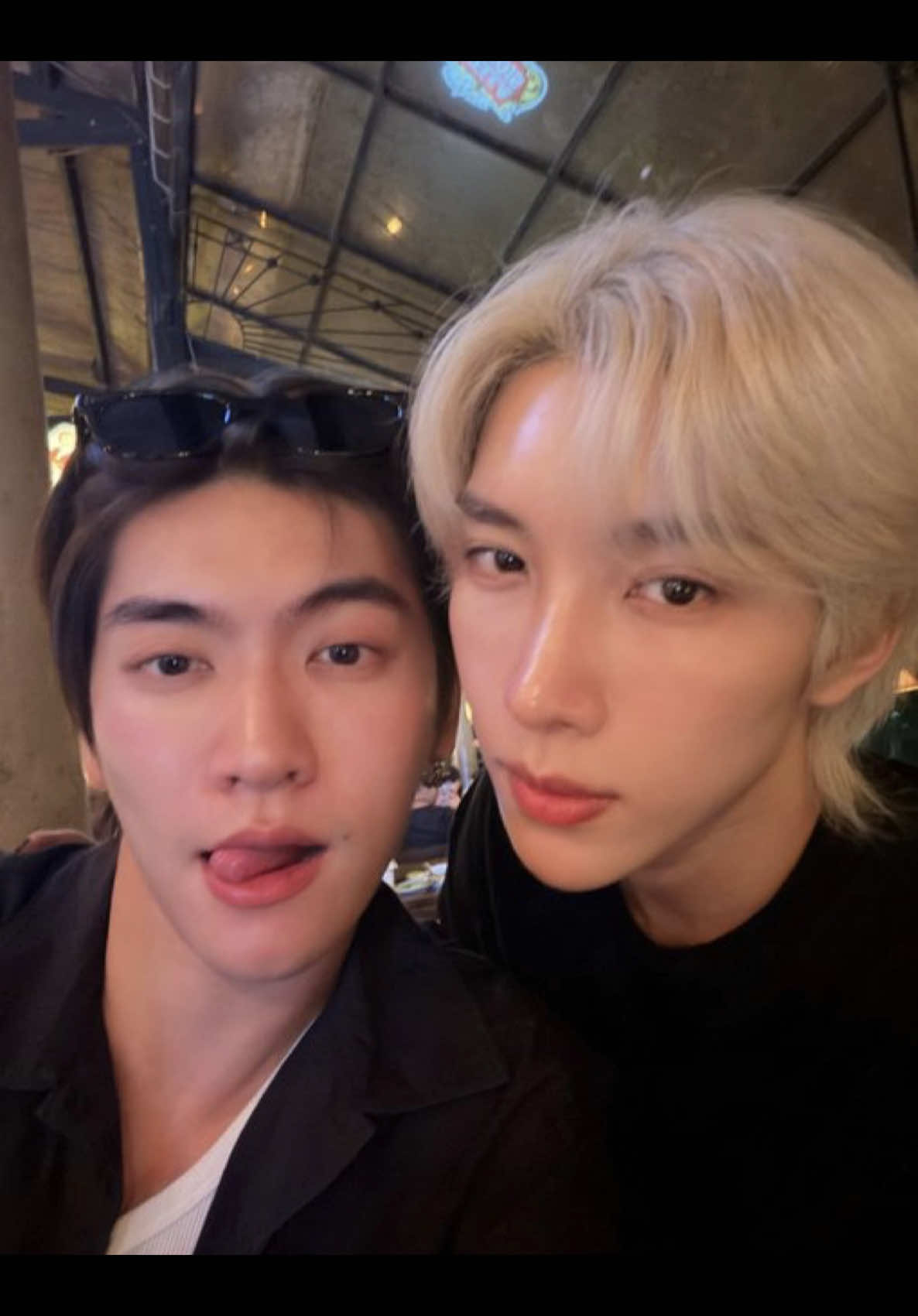 @BoNohMelly(I met them irl!!!)