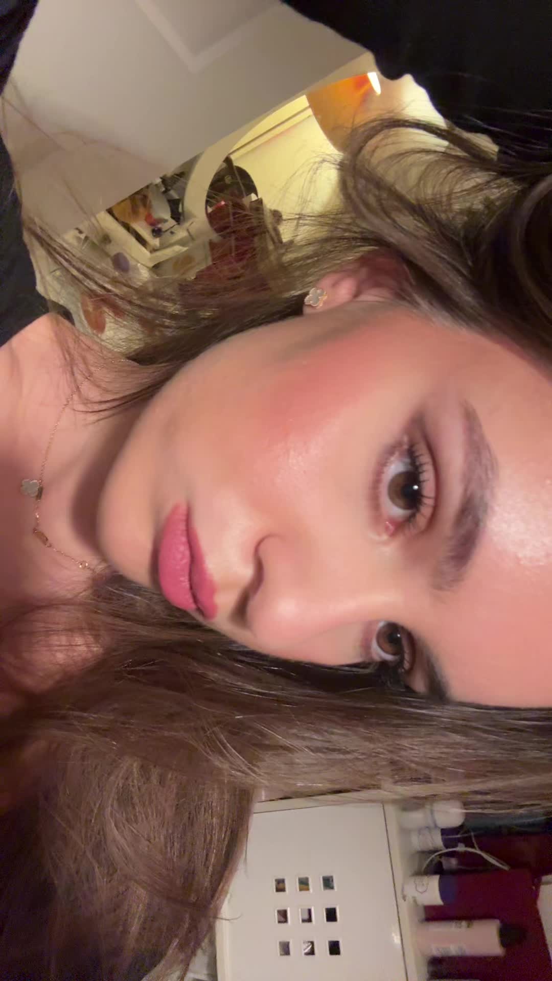 @🫒ia