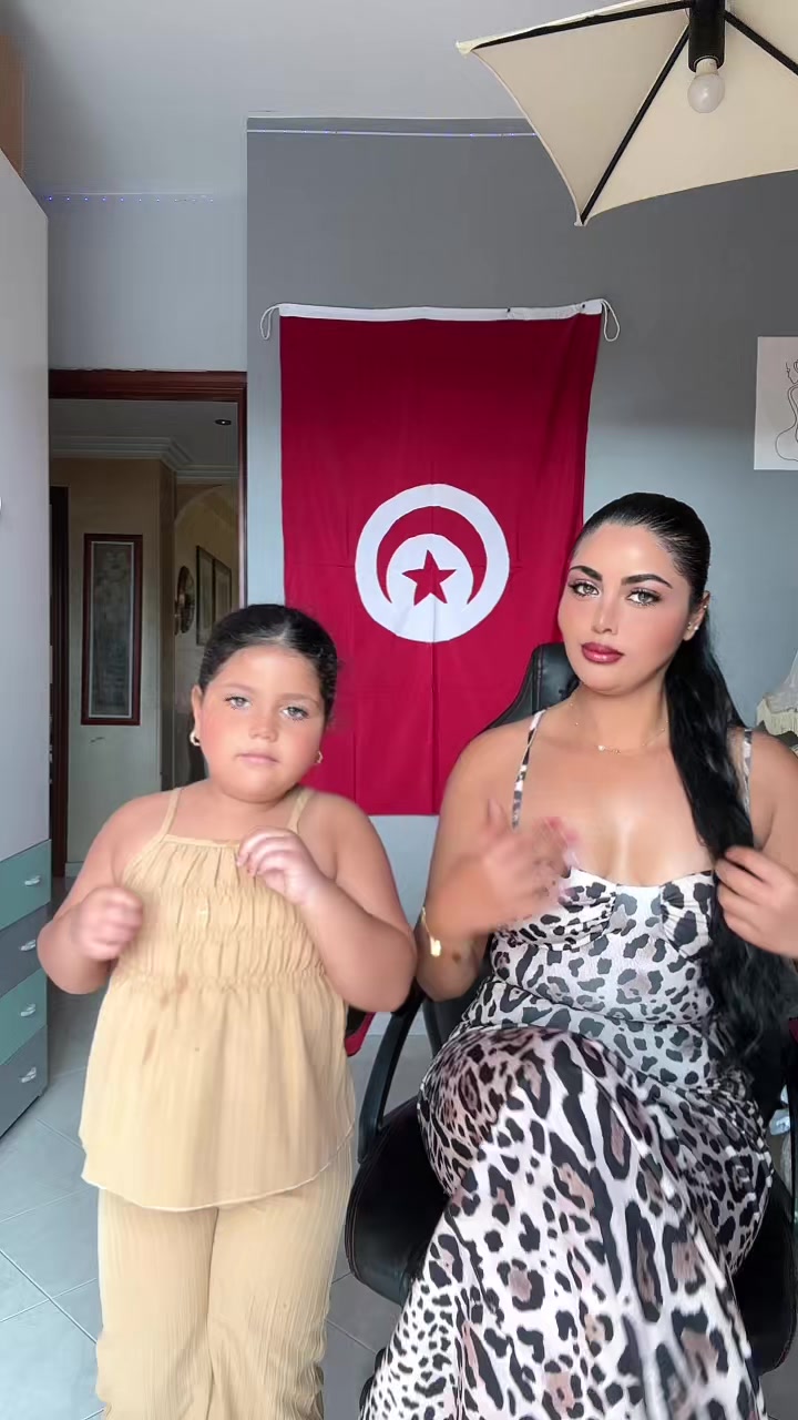 @حلوة 🦋 Luana