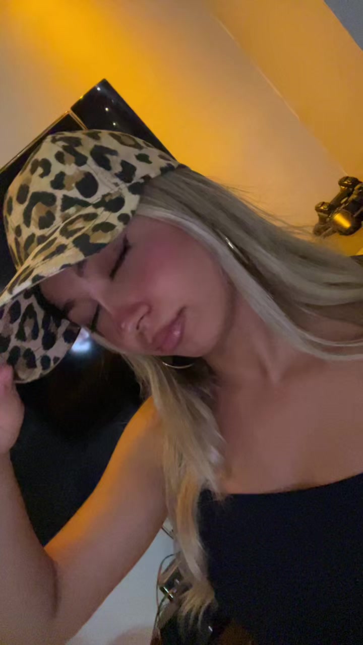 @nazarddora 🍸