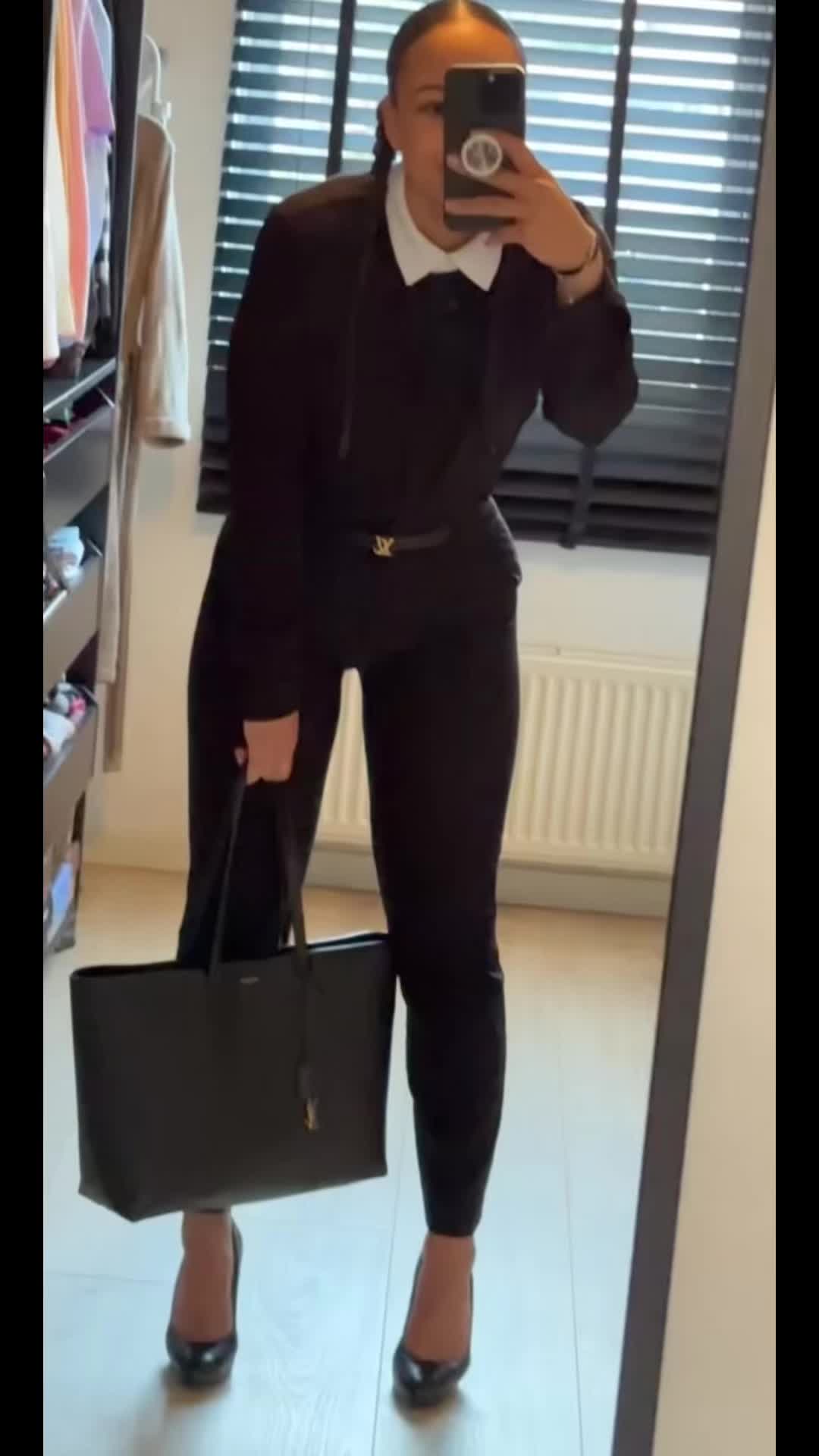 @Rochella