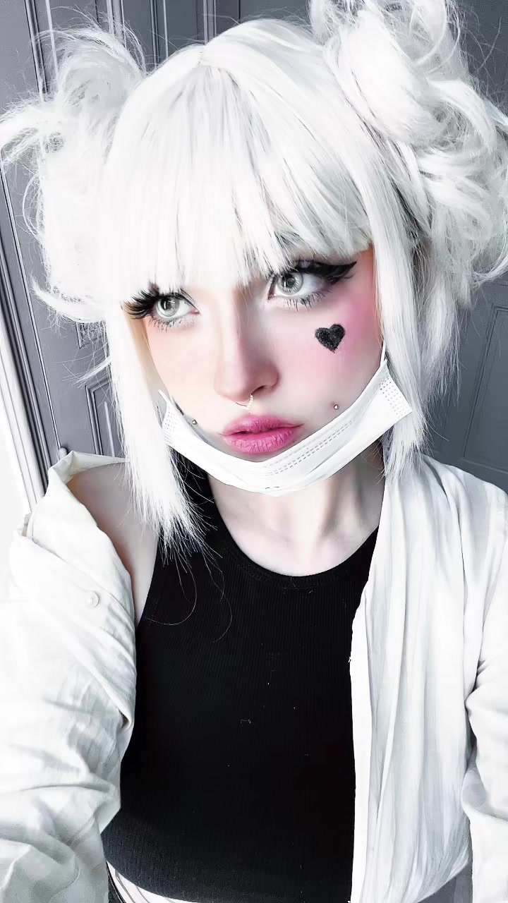 @spookydollie_