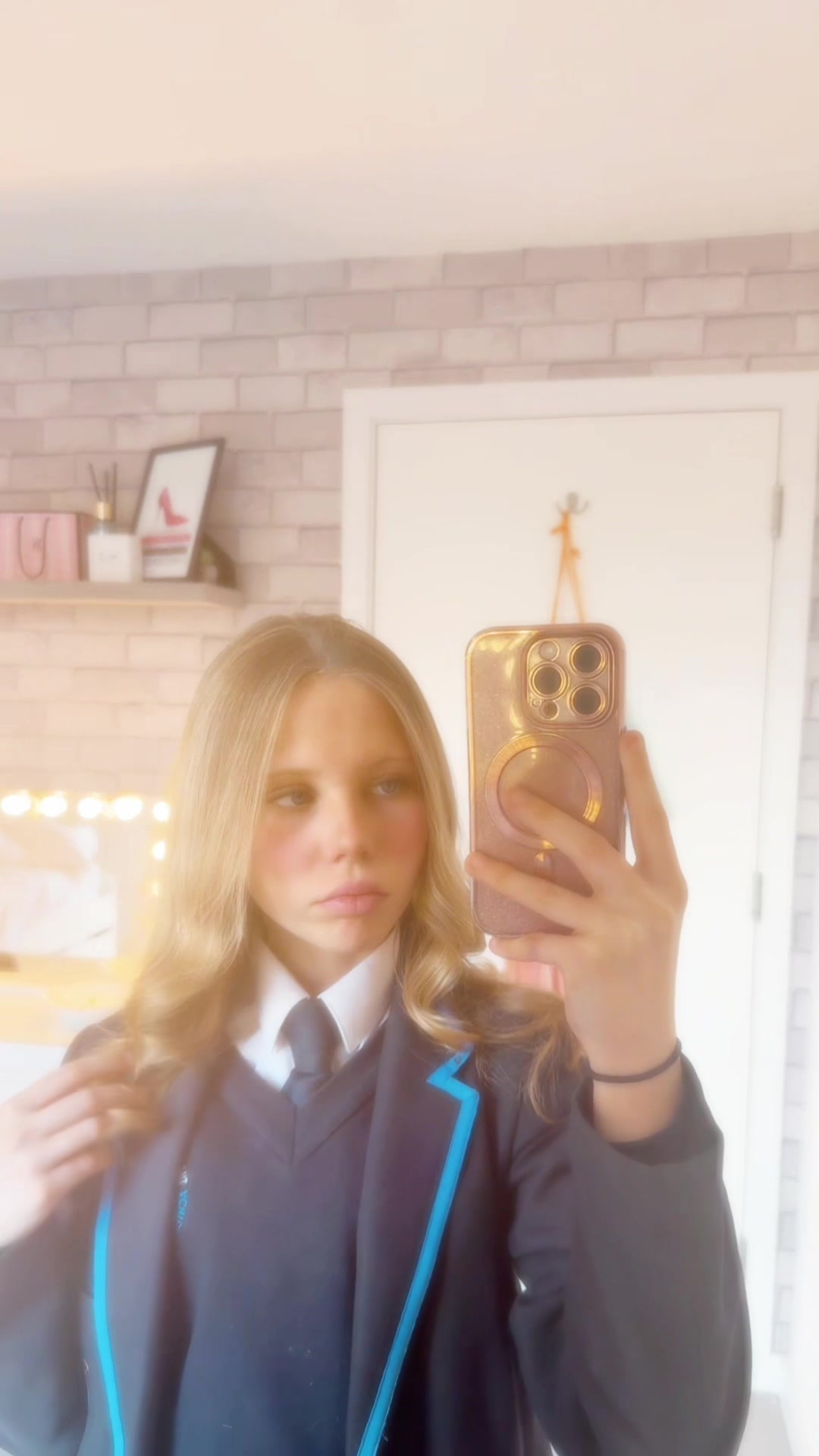@👸🏼👸🏼