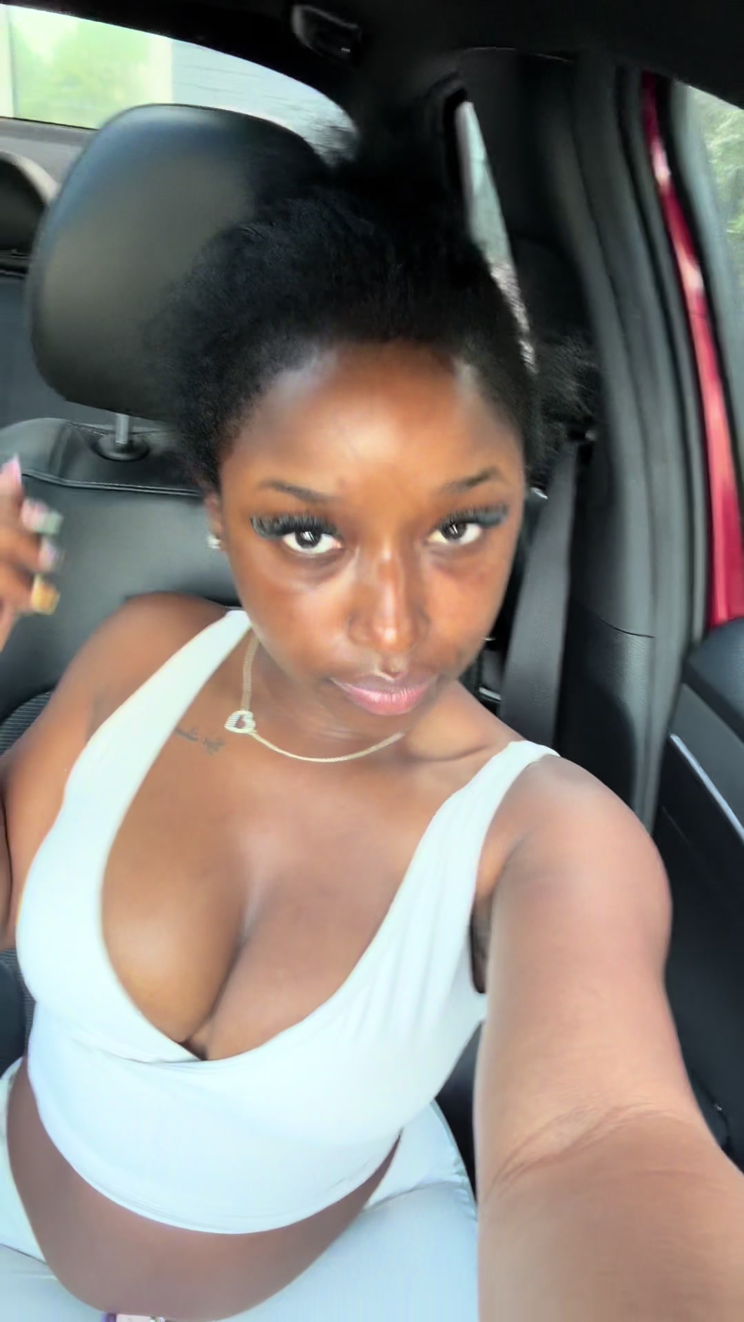 @Dablackbarbb
