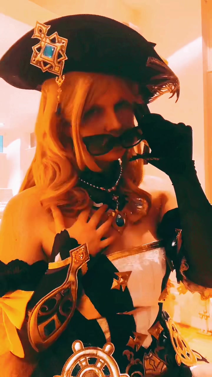 @Nami.navigator.cosplays