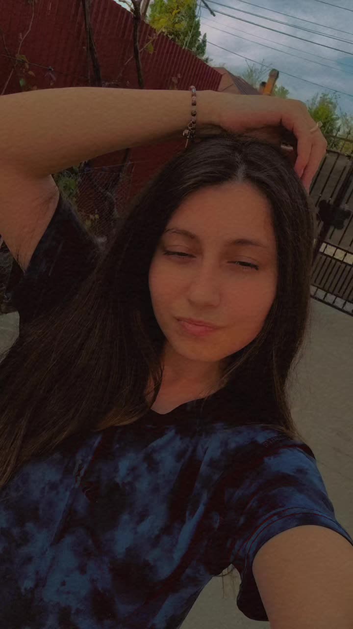 @Cristina_b❤️😘