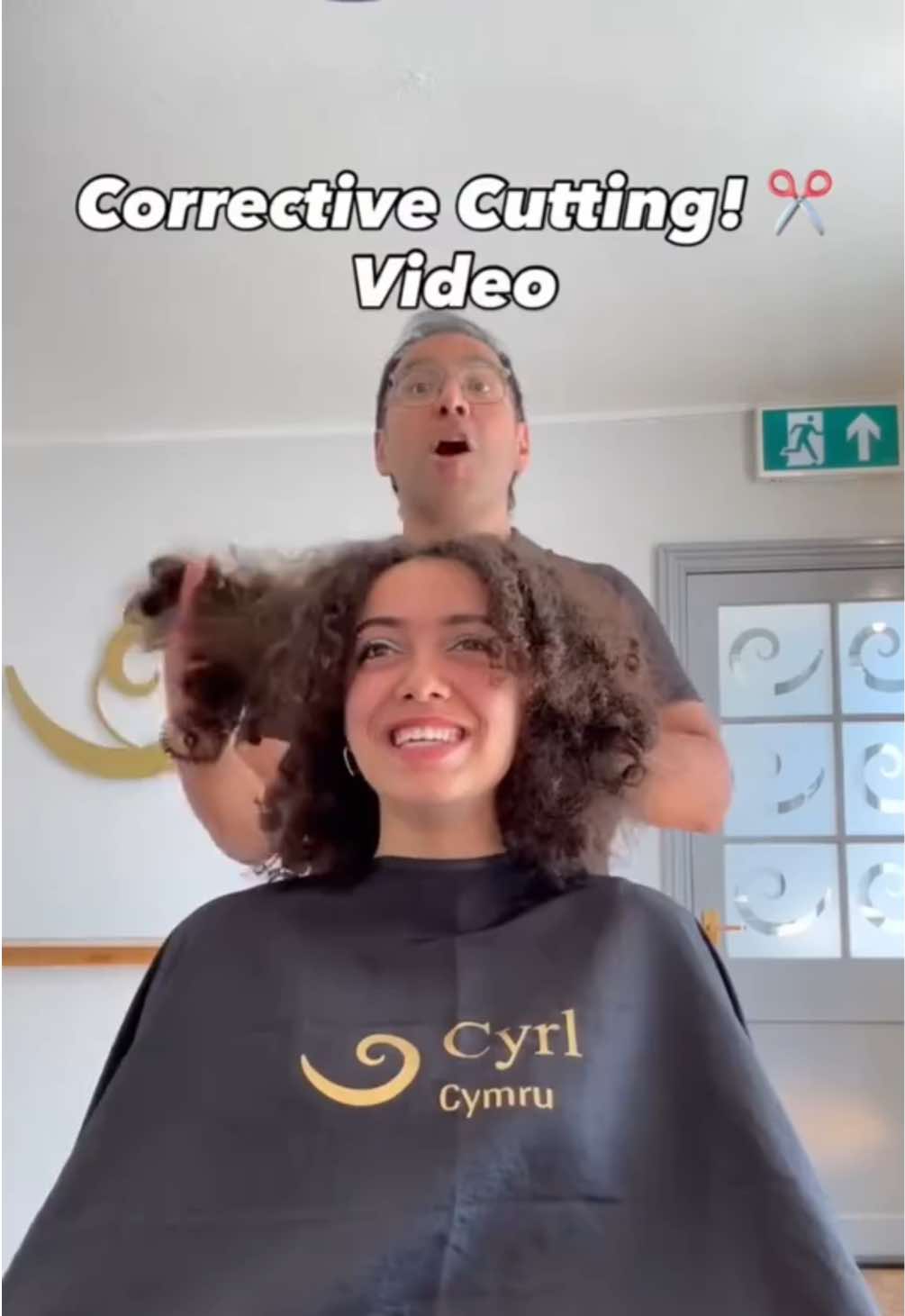 @The Curl Cutter ✂️