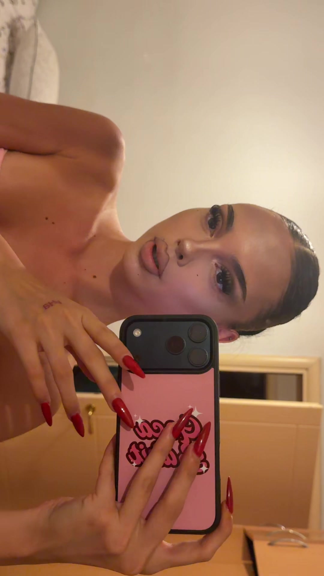 @KS