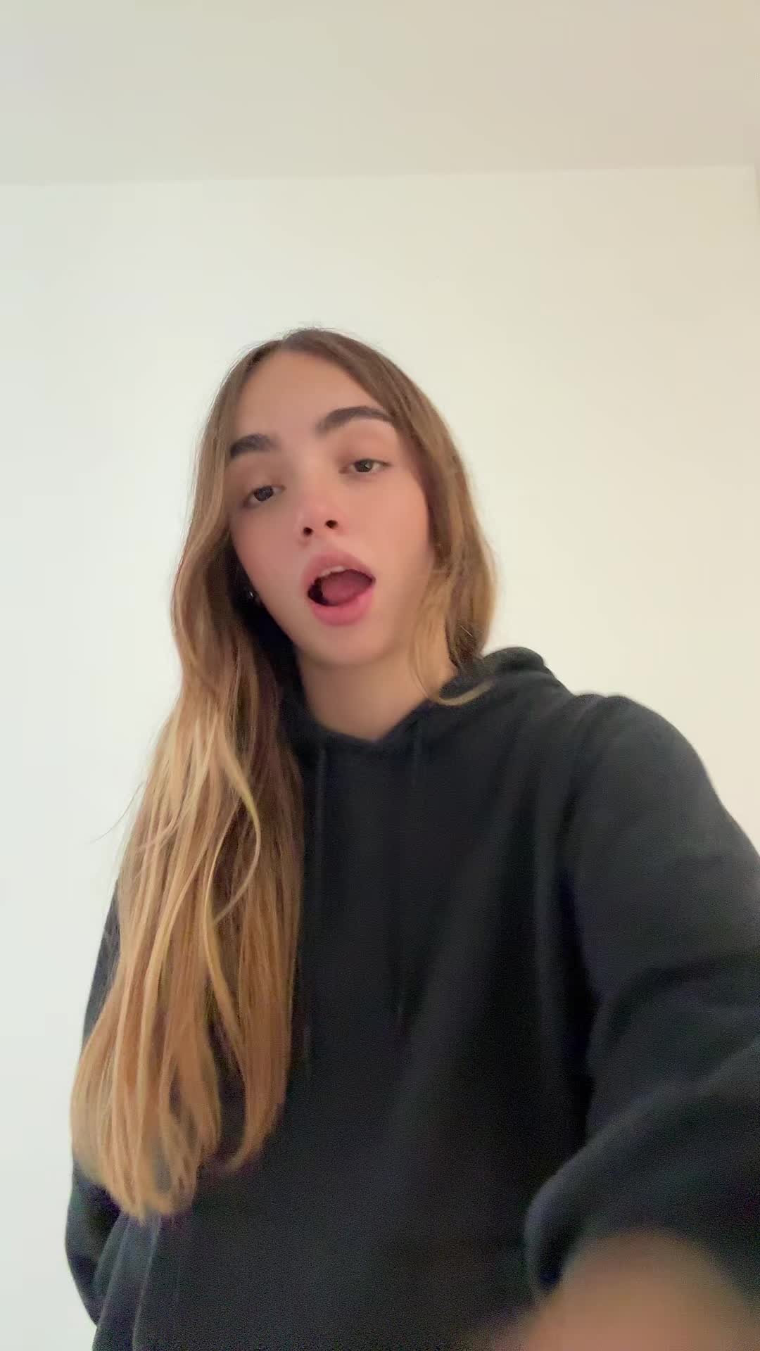 @mireiaturro