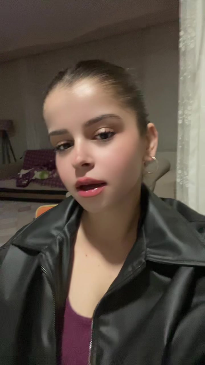 @Nazife Ünal
