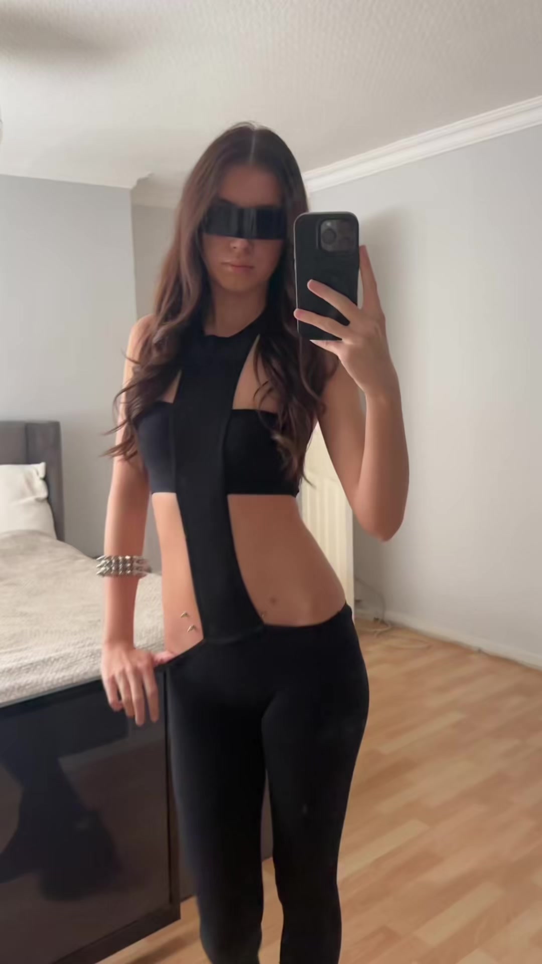 @2