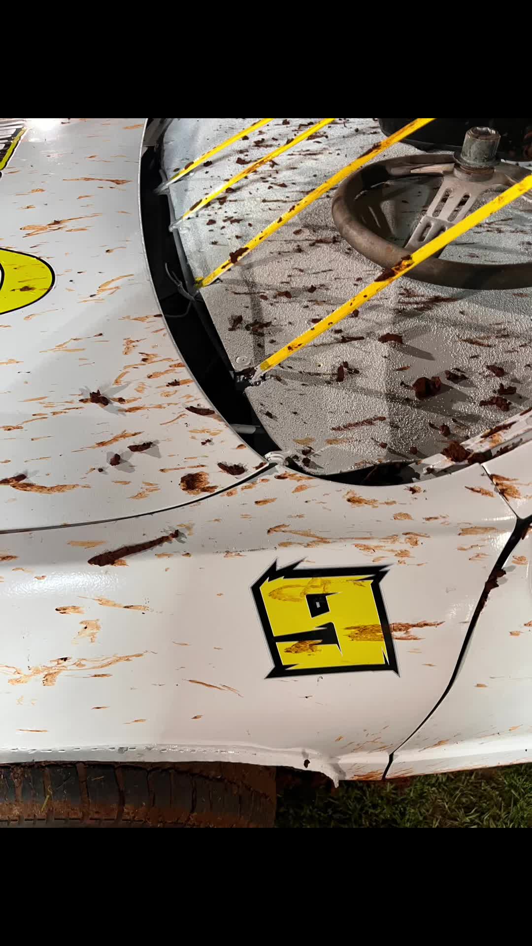 @WHITE LIGHTENING RACING
