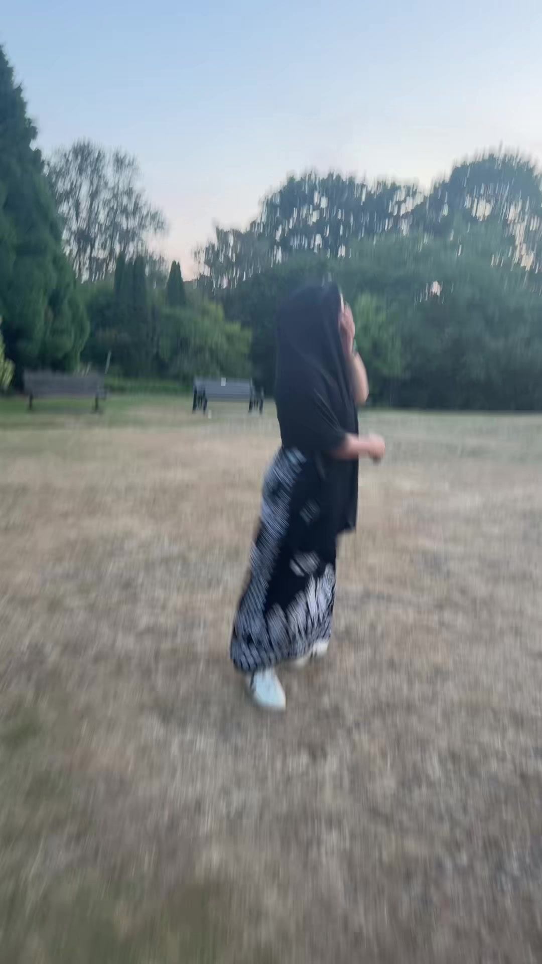@I❤️RAJA (happiestgirl2587)