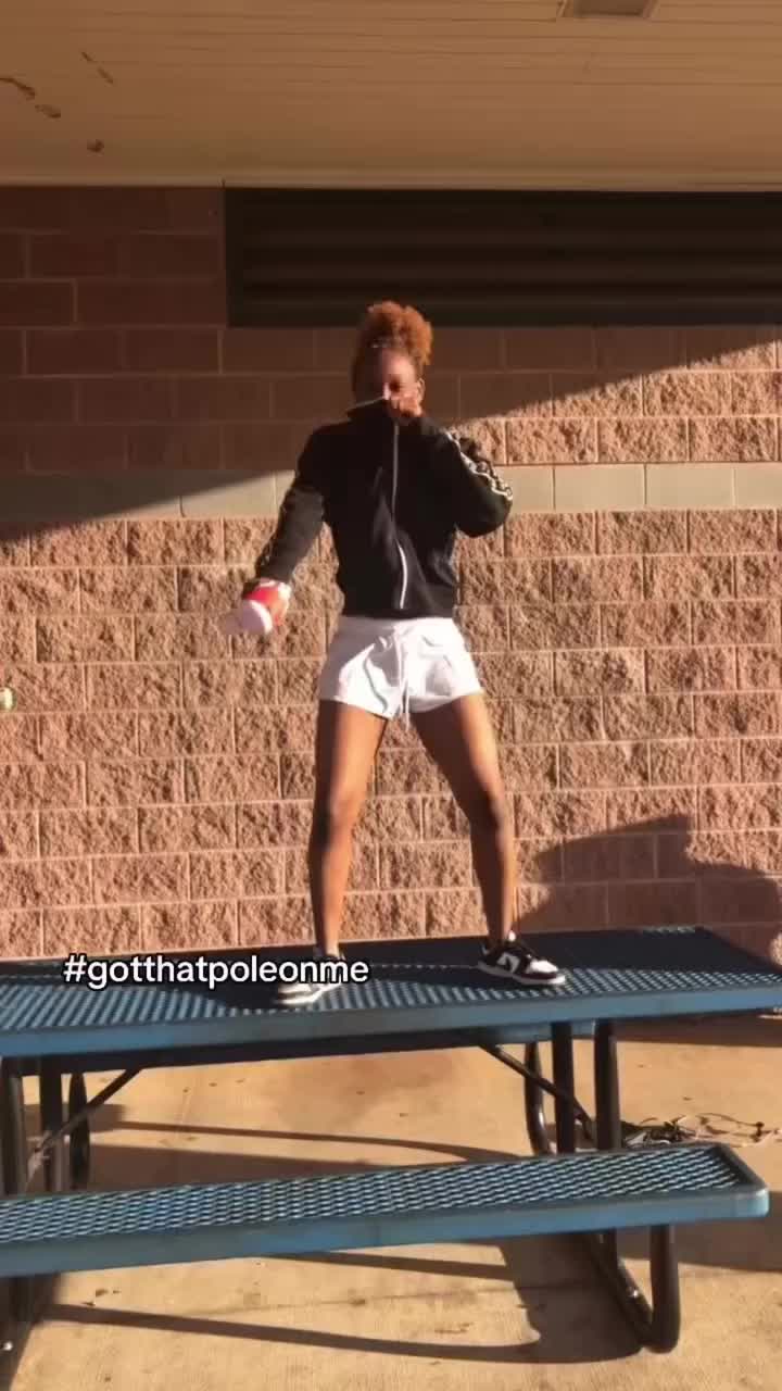 @𝖉𝖆 𝖌𝖔𝖆𝖙 &yen;