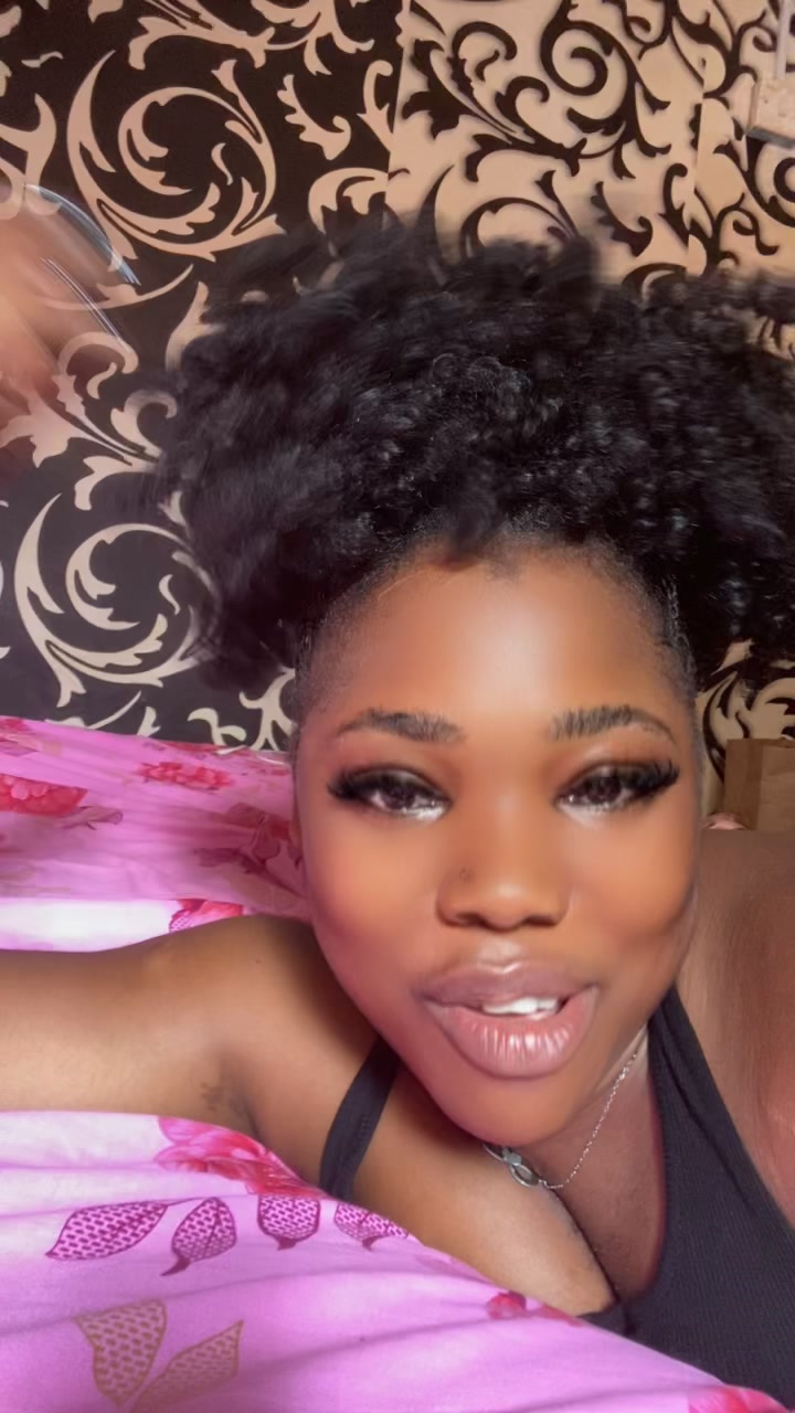 @Hairy cleavage