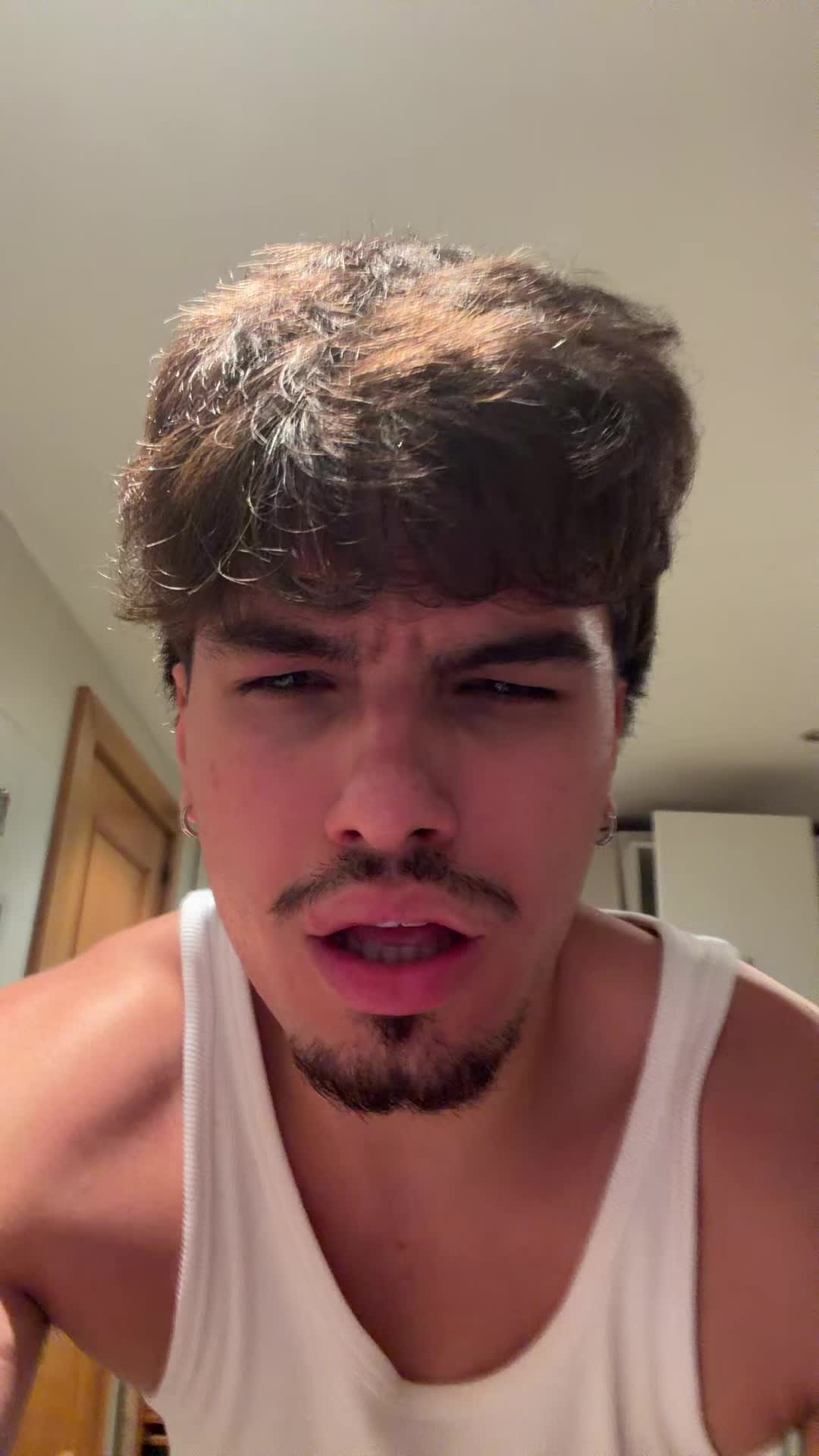 @soyhugocarro
