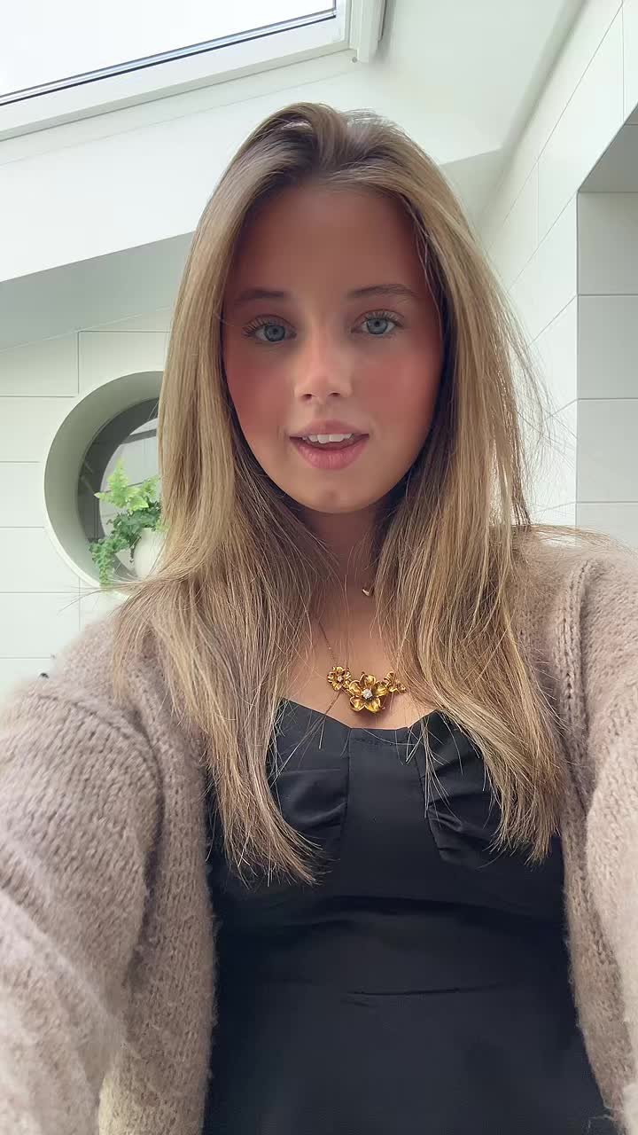 @Minnah🐝