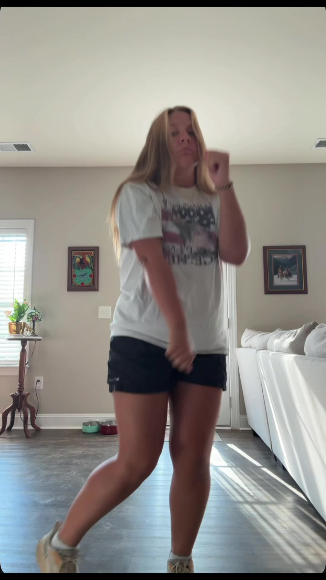 @livvi_lou