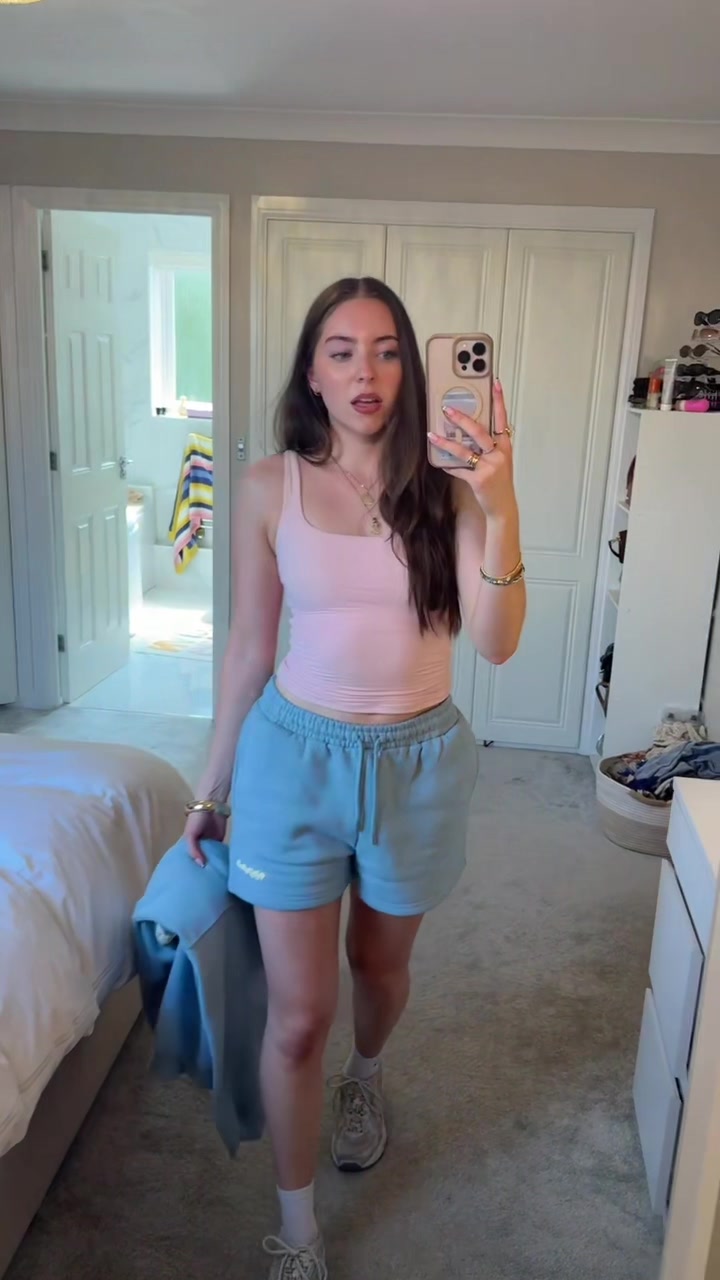 @Eliza Brookes