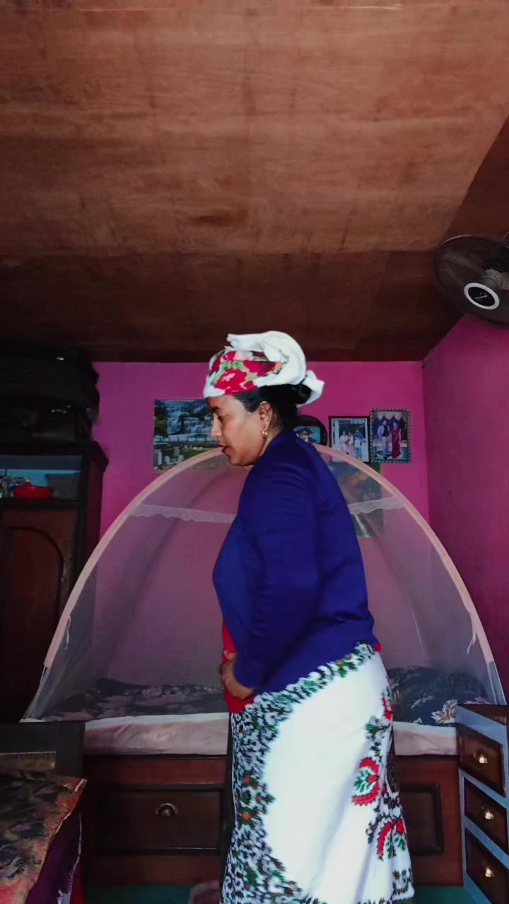 @मिना मगर 💖