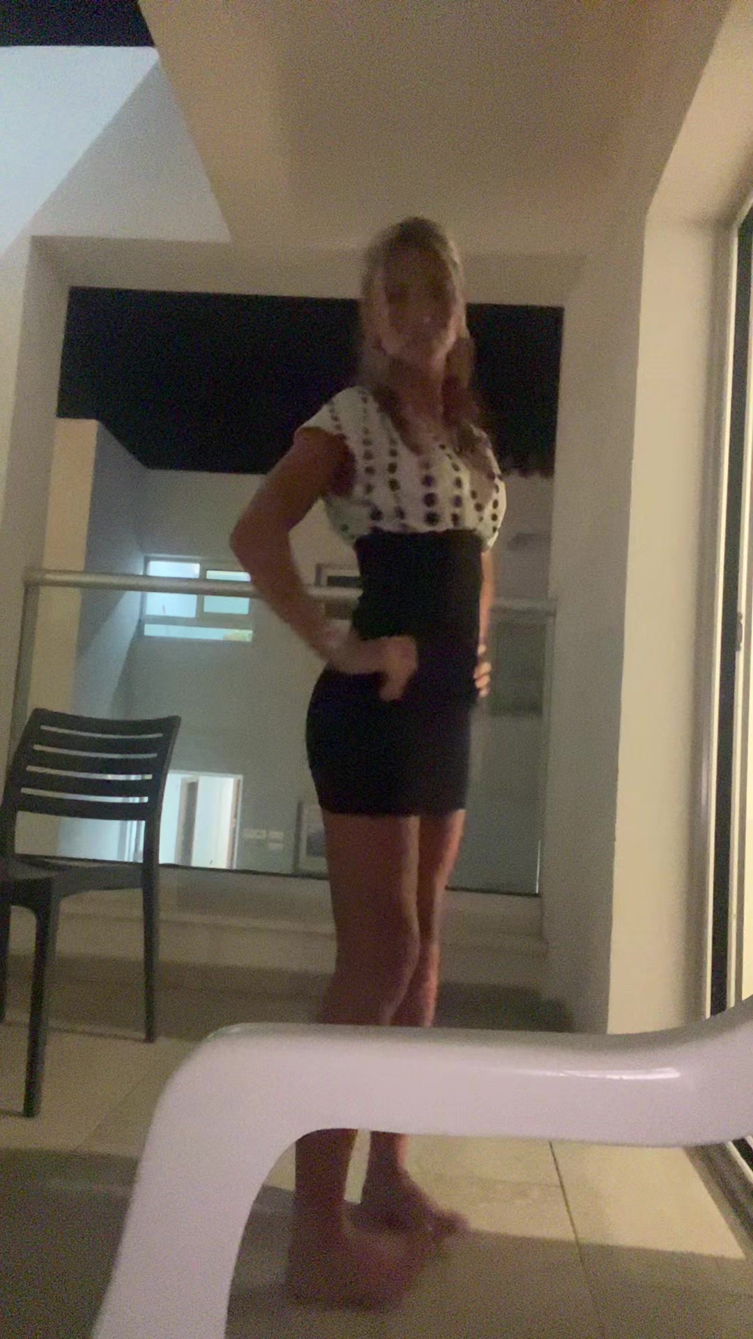 @Bella