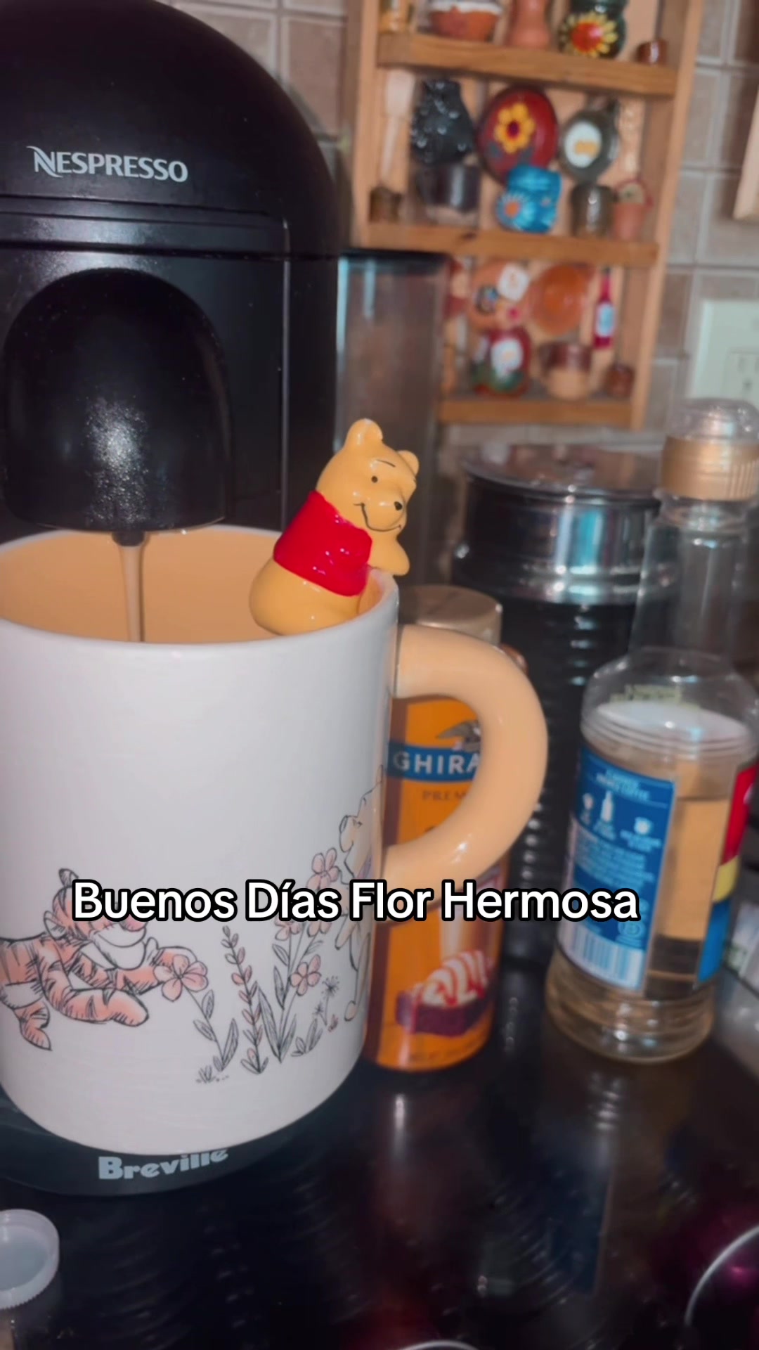 @_ParedesParedes