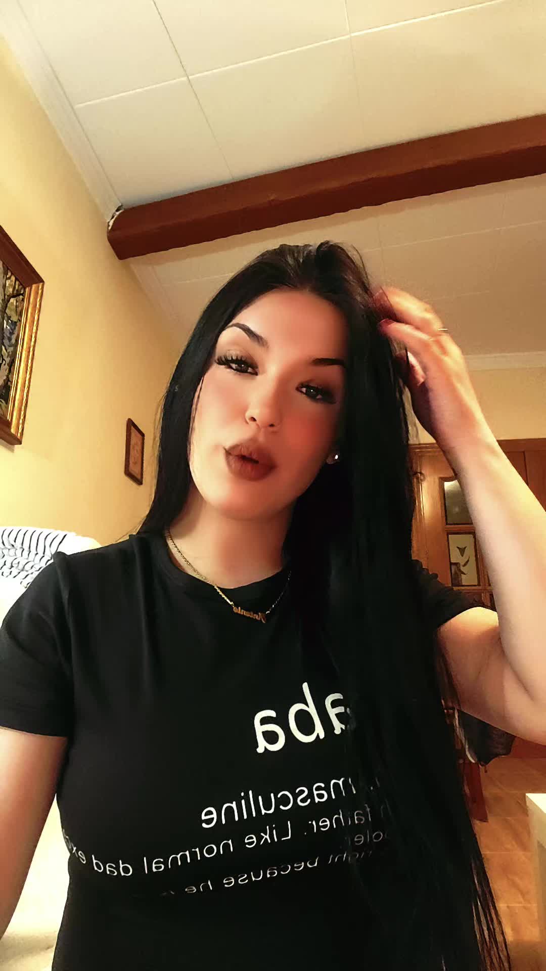 @laanooe🪬