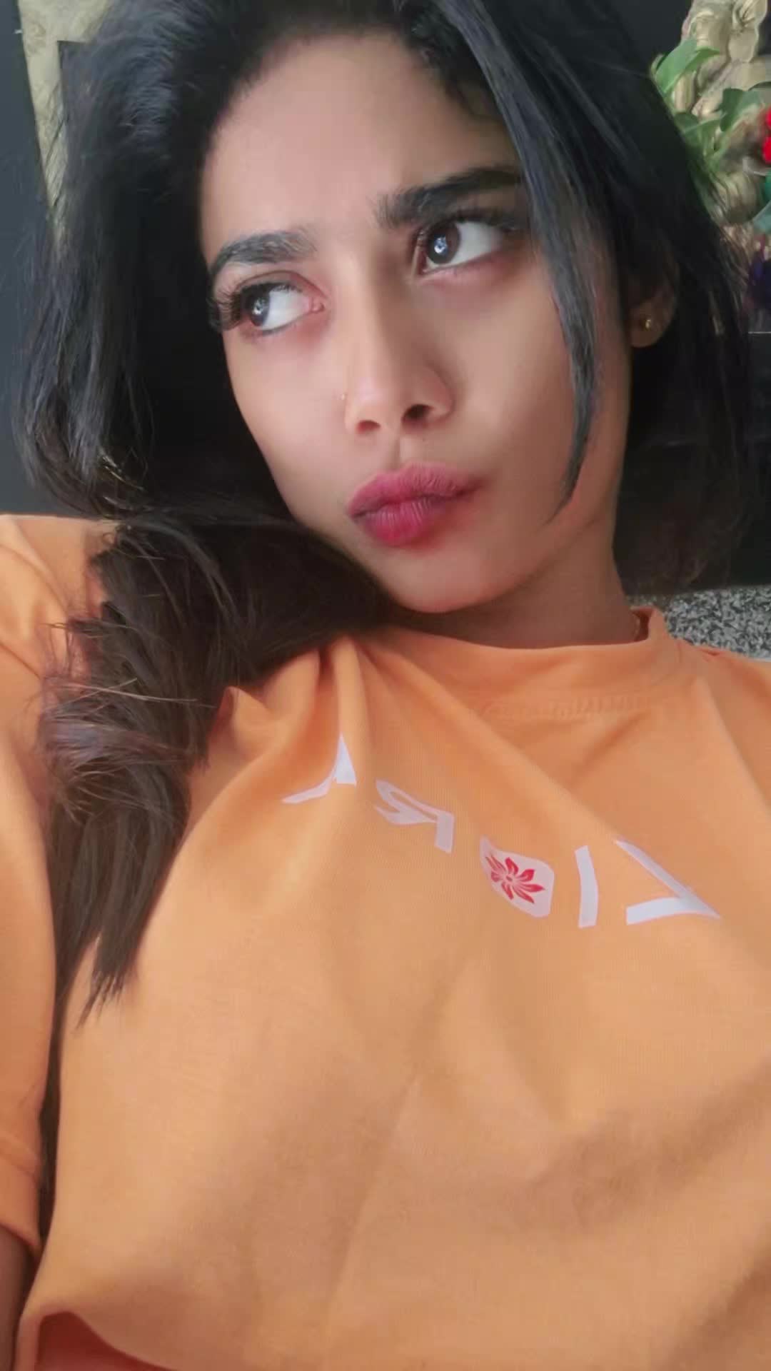 @kavi jansz (K.J)