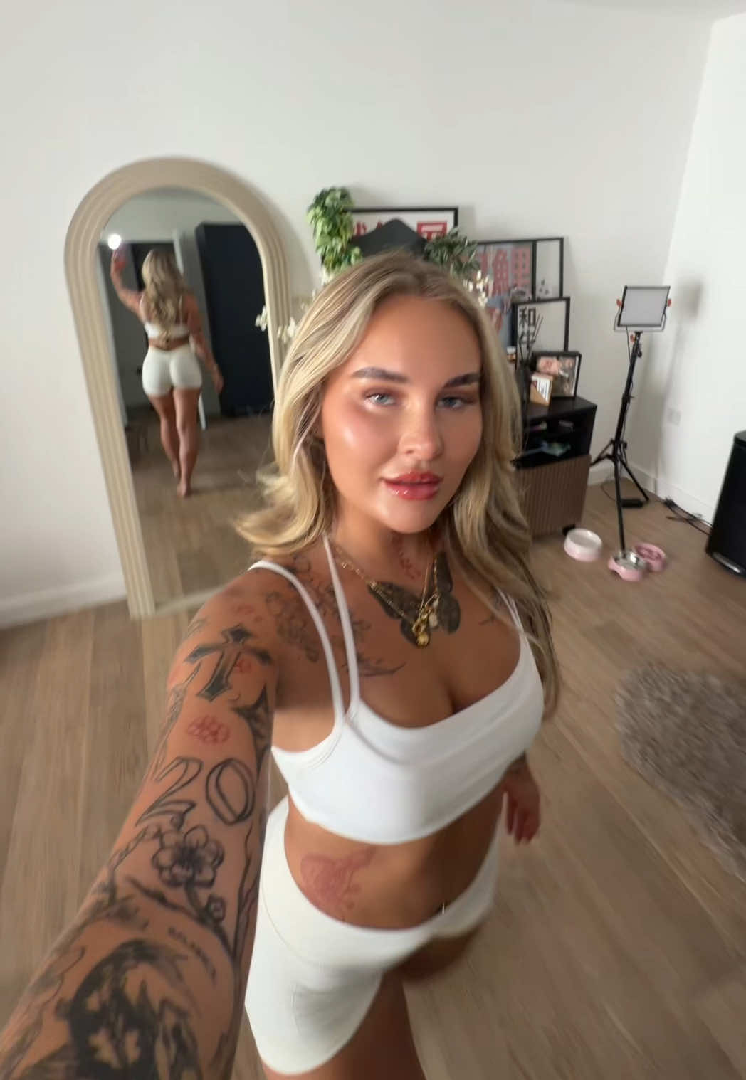 @alirose