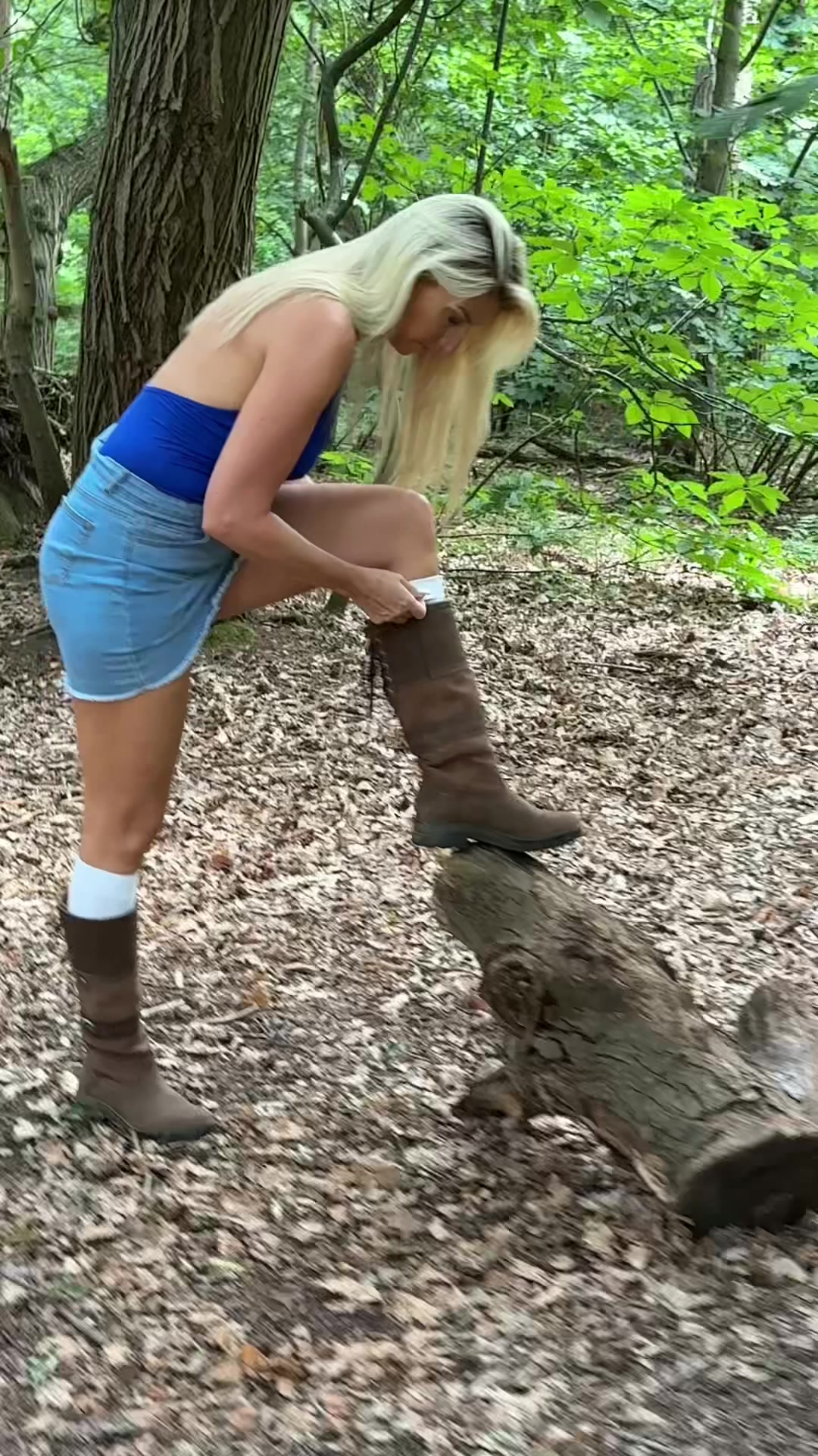 @tallandblonde_xo