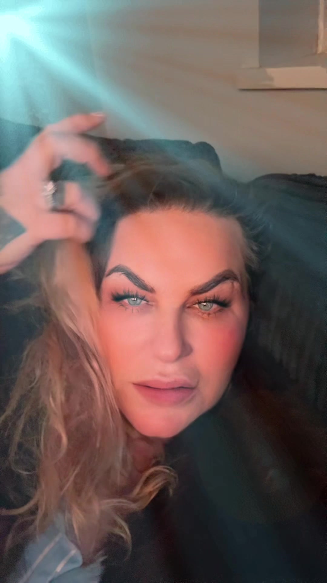 @rozzisarmy_
