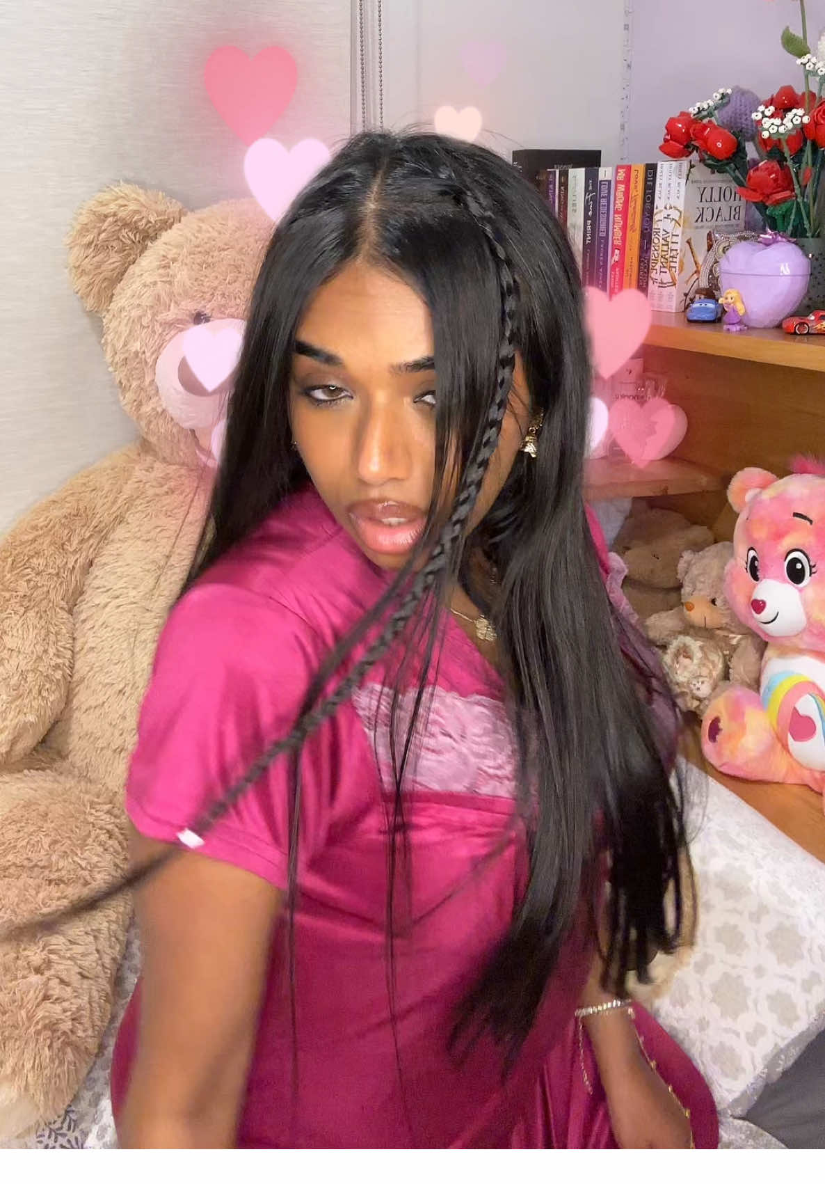 @naomixann