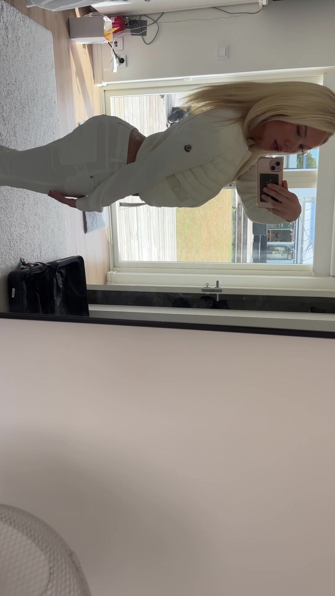 @User2027382297