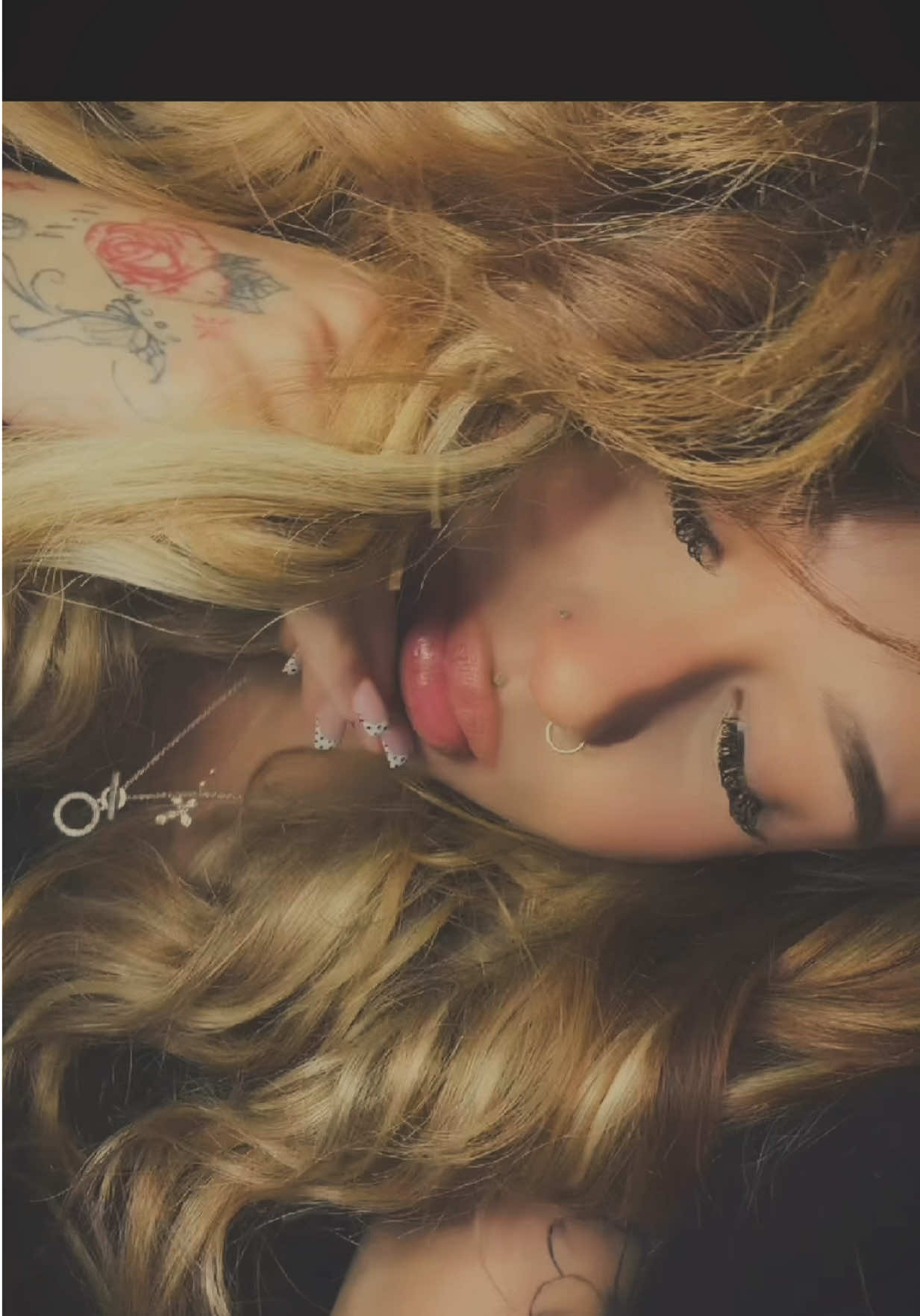 @ℰ𝓁𝒾𝓈ℯ 𝓍𝓍