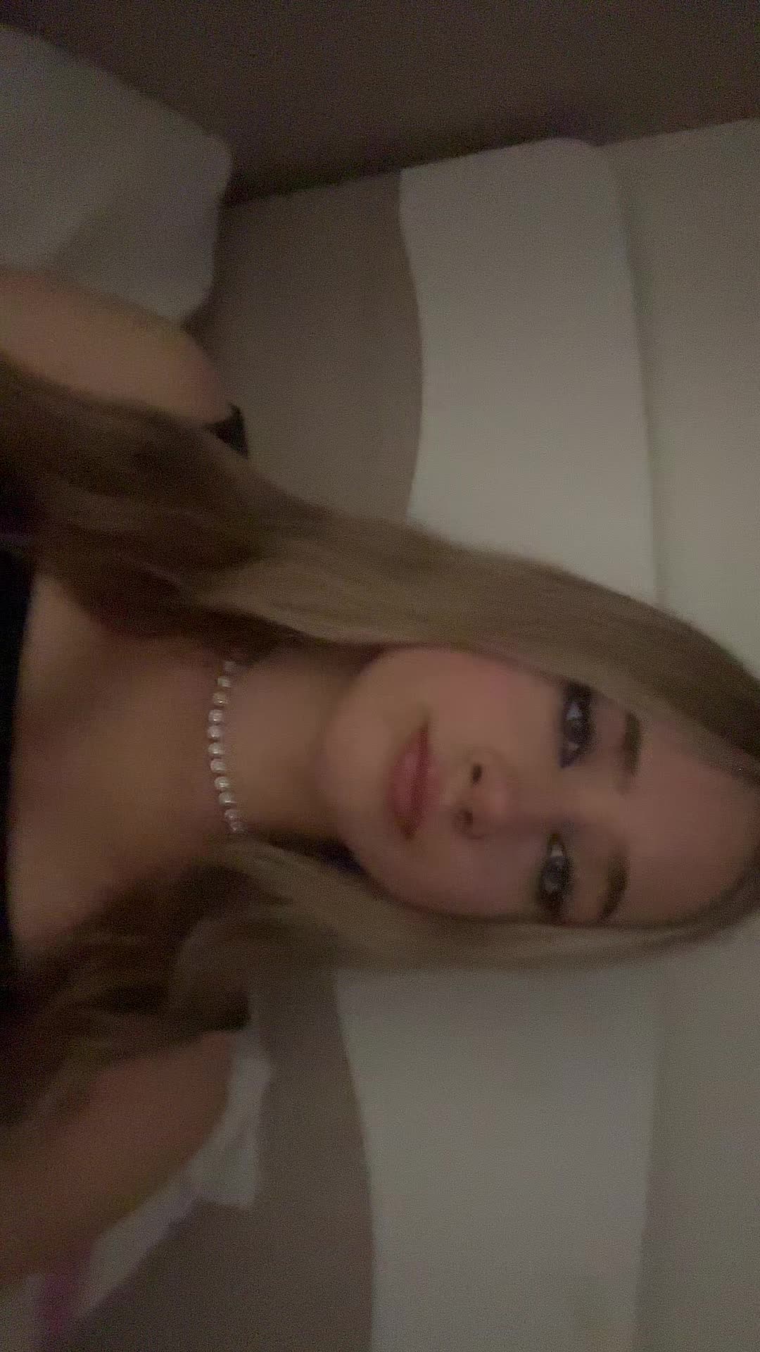 @𝓐𝓷𝓷𝓪