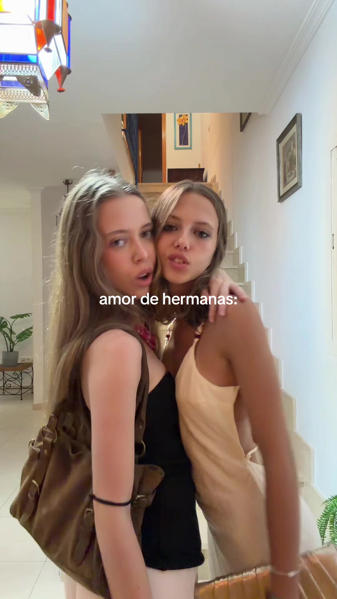@sistas