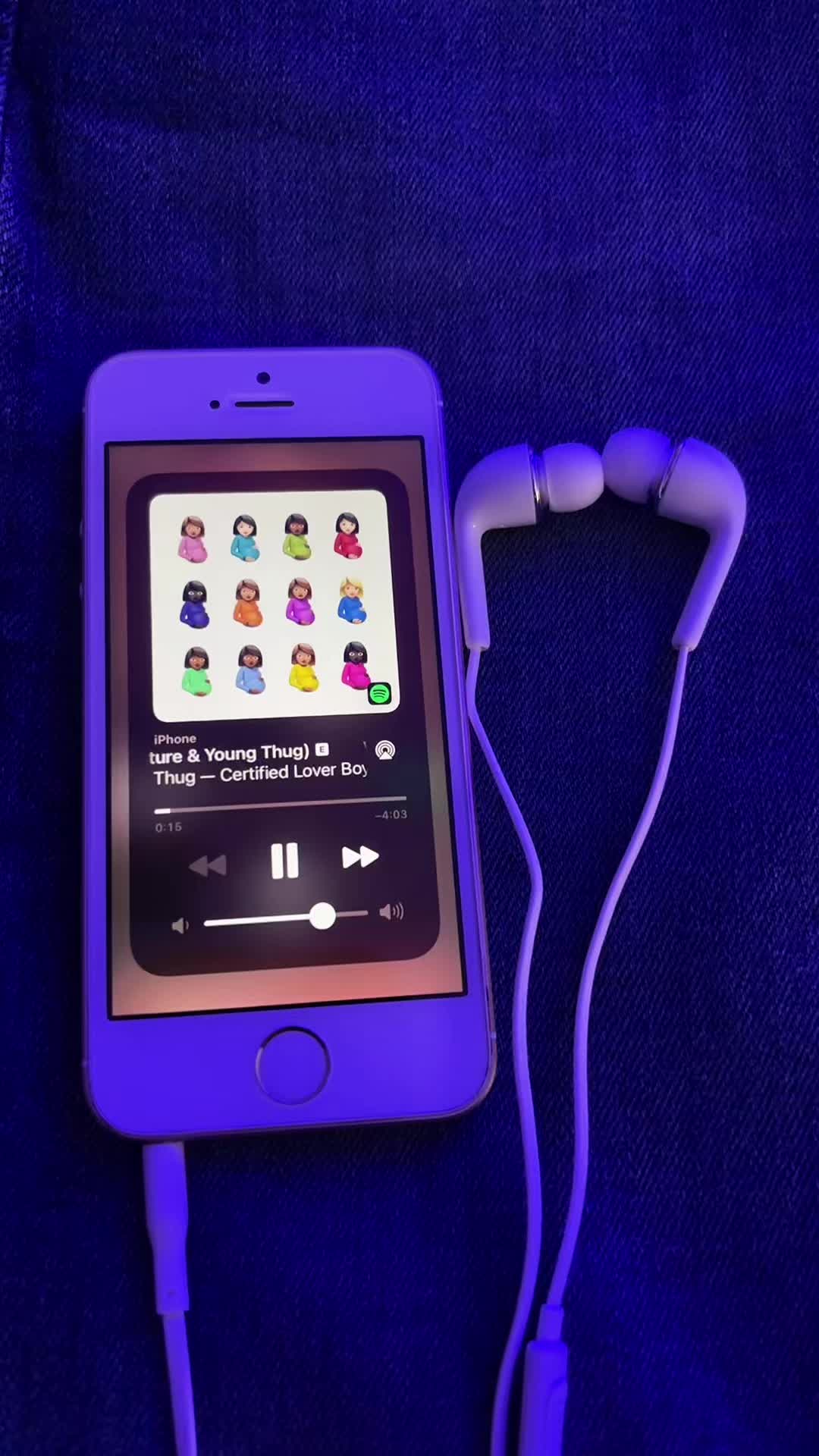 @𖣂