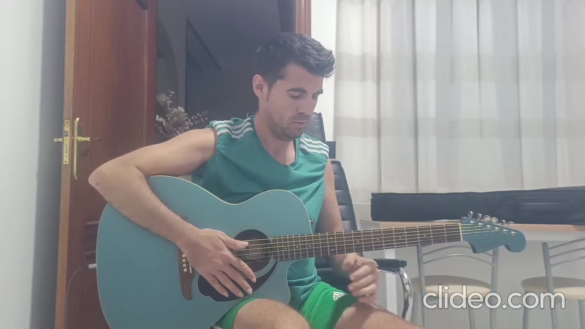 @Julián García