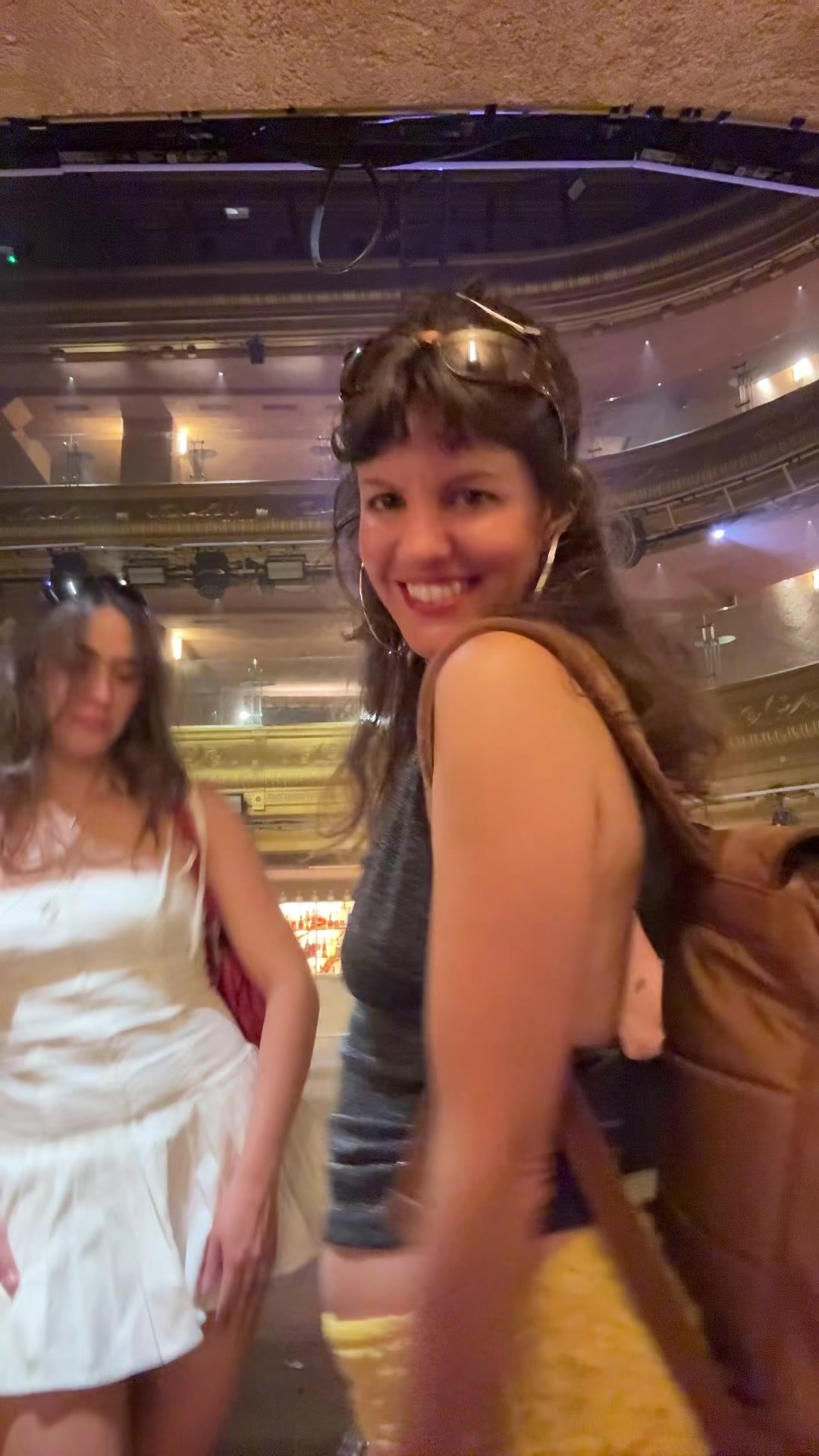 @la𝓼 hind𝓼