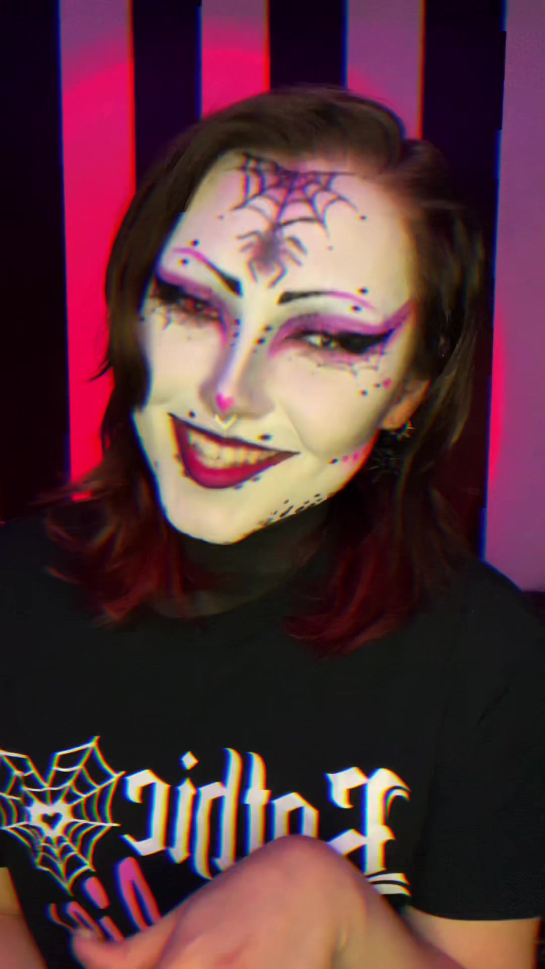 @✨Weird0✨