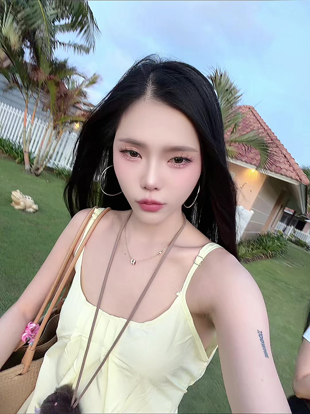 @Minnie