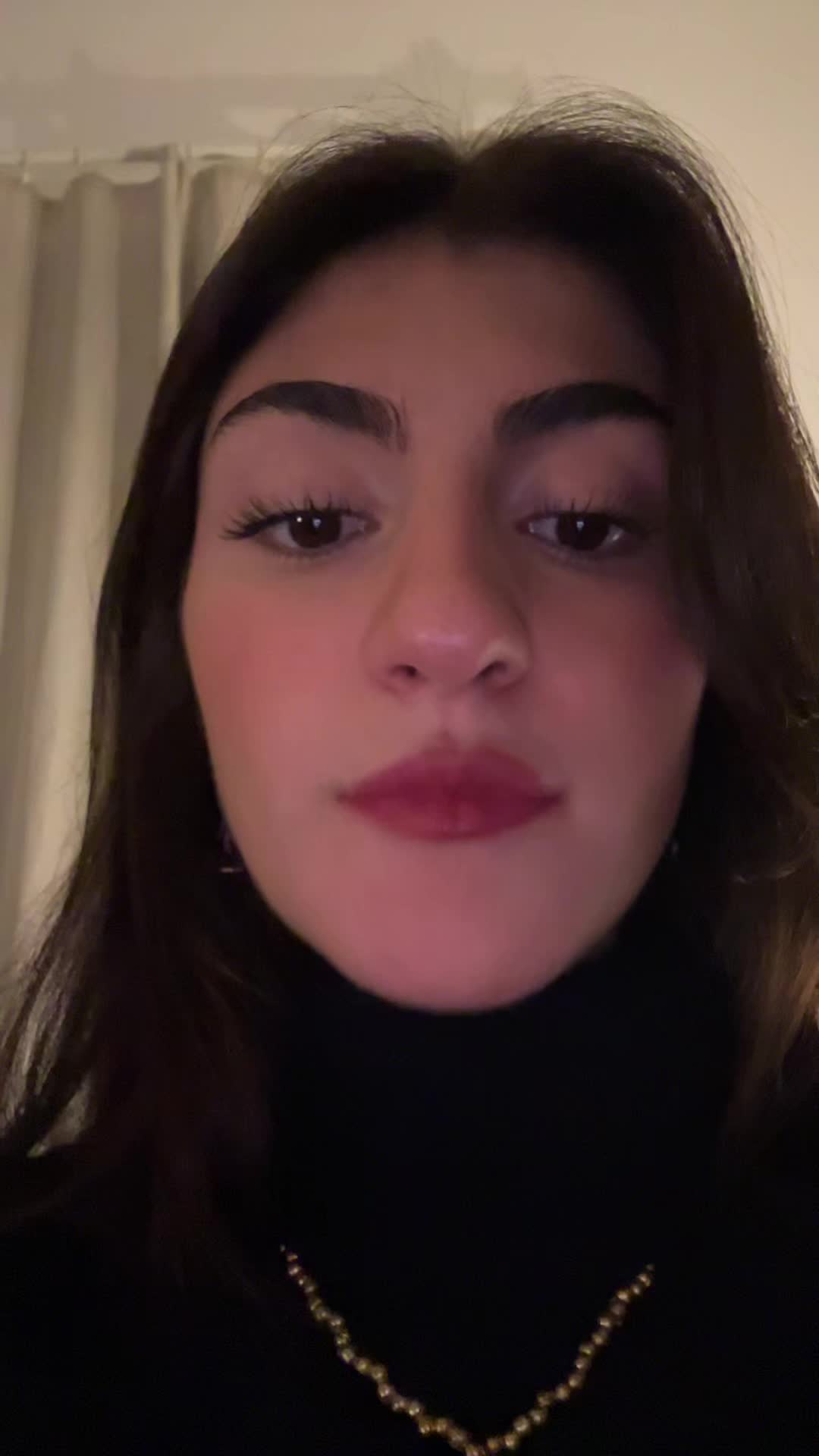 @gue
