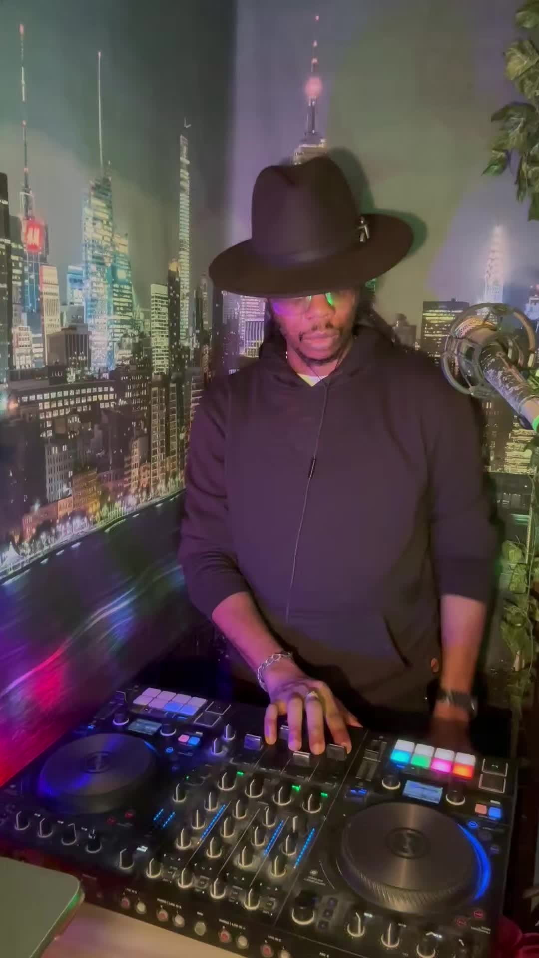 @DJ Plenitude Official