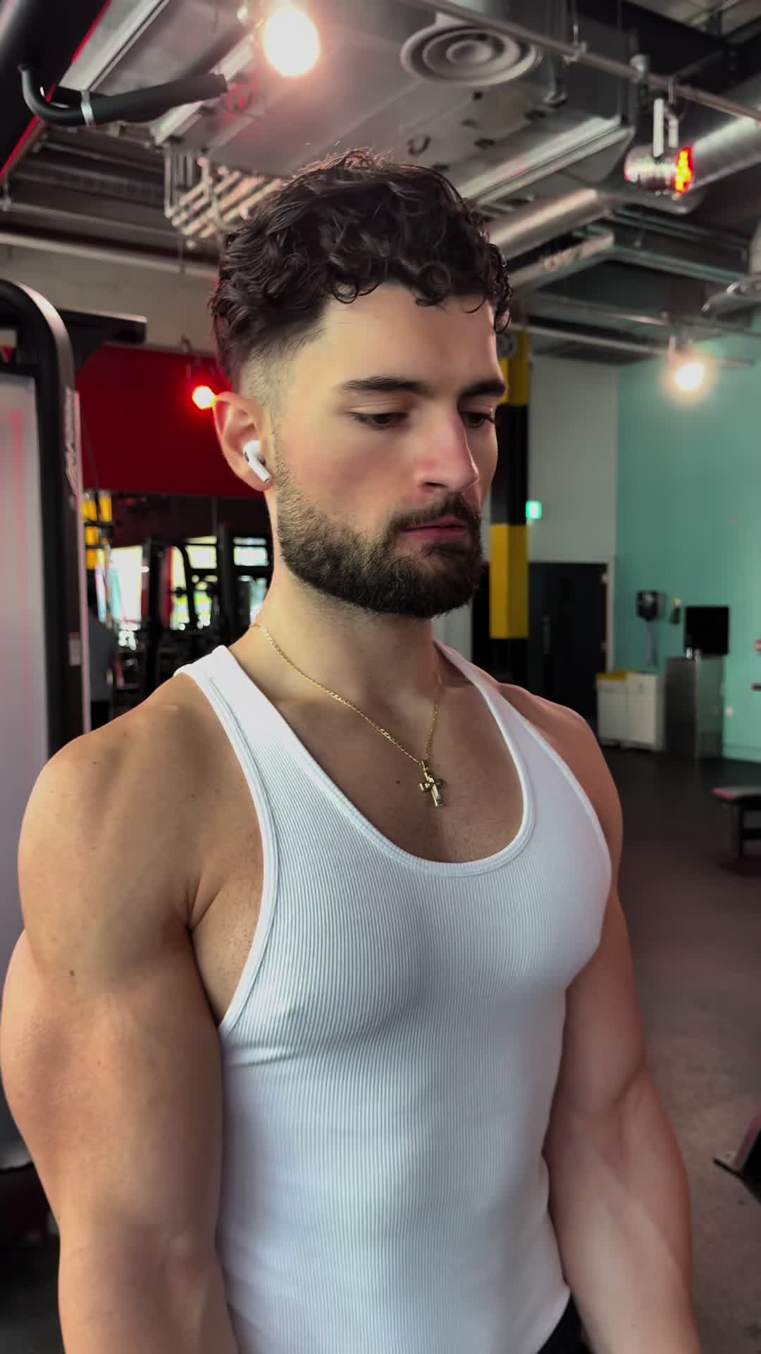 @Mario